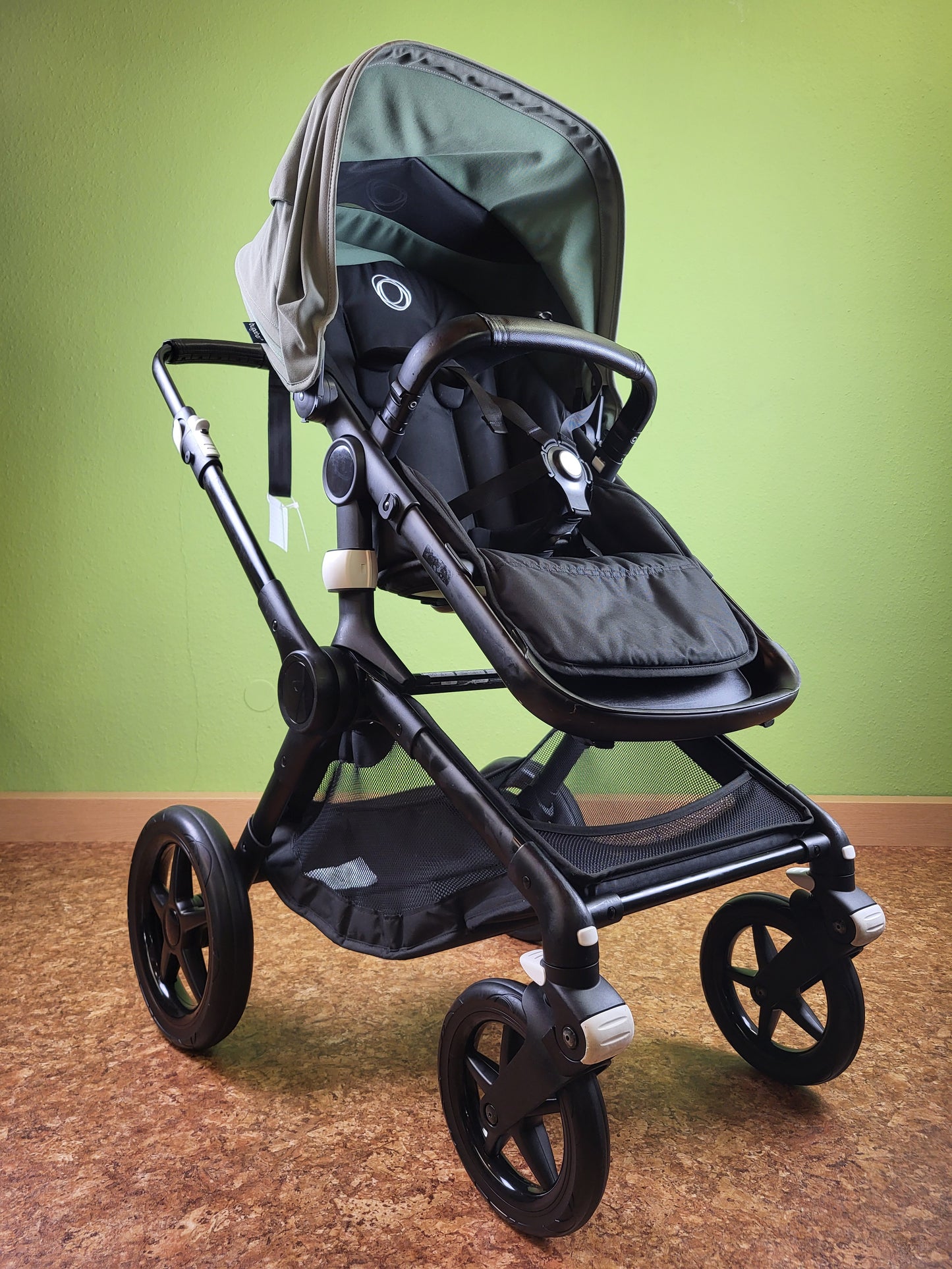 Bugaboo - Fox 3 Kombikinderwagen (sportsitz Und Babywanne)- Gutem Zustand Grüne / Gut Kinderwagen 2