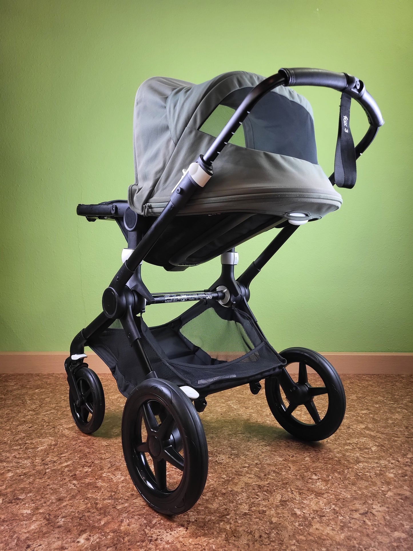 Bugaboo - Fox 3 Kombikinderwagen (sportsitz und Babywanne) - Grün in Gutem Zustand Kinderwagen 7