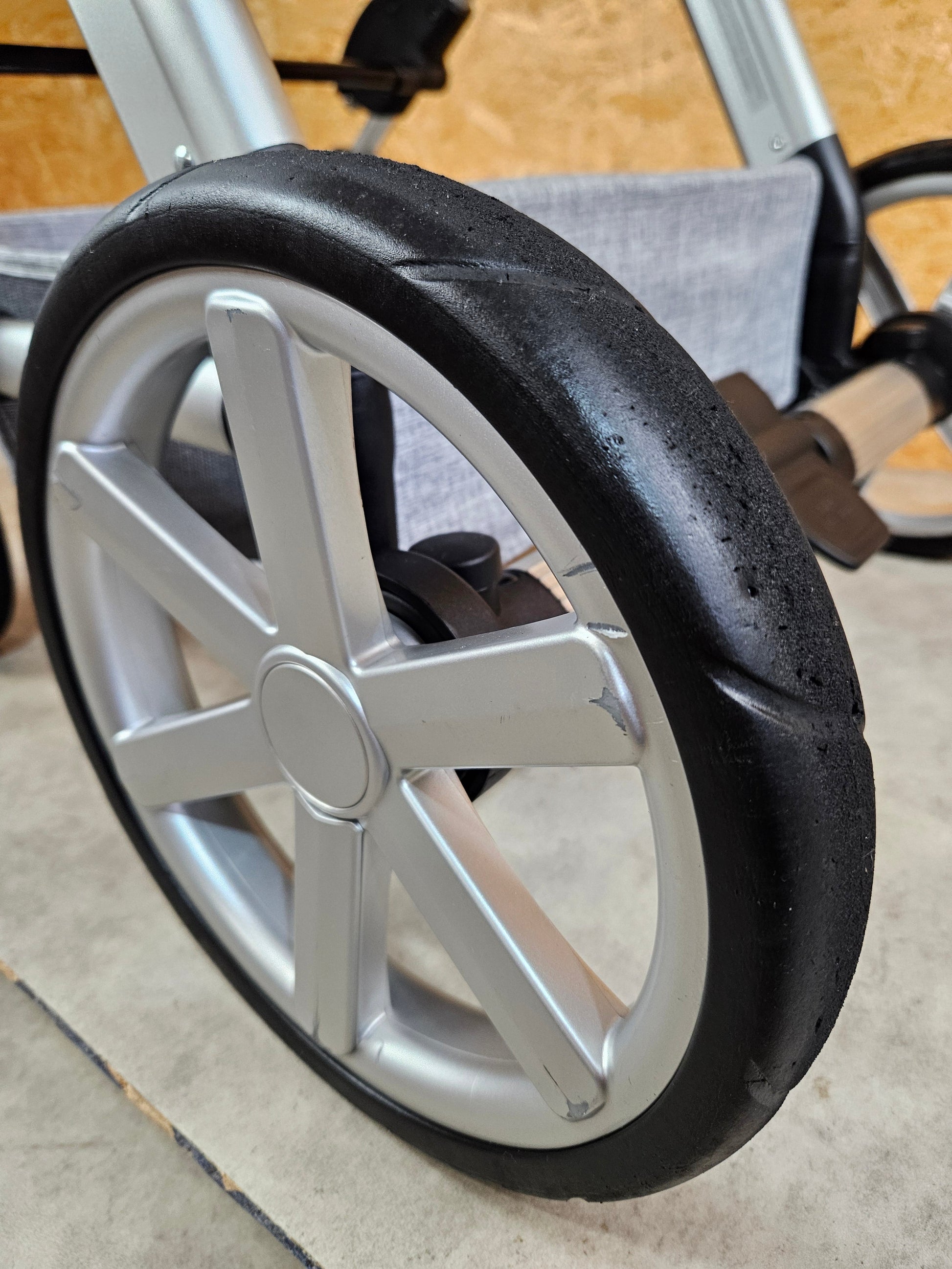 Abc Design - Condor 4 Kombikinderwagen (sportsitz und Babywanne) Inkl. Fußsack Regenschirm U.v.m. - Grau in Gutem