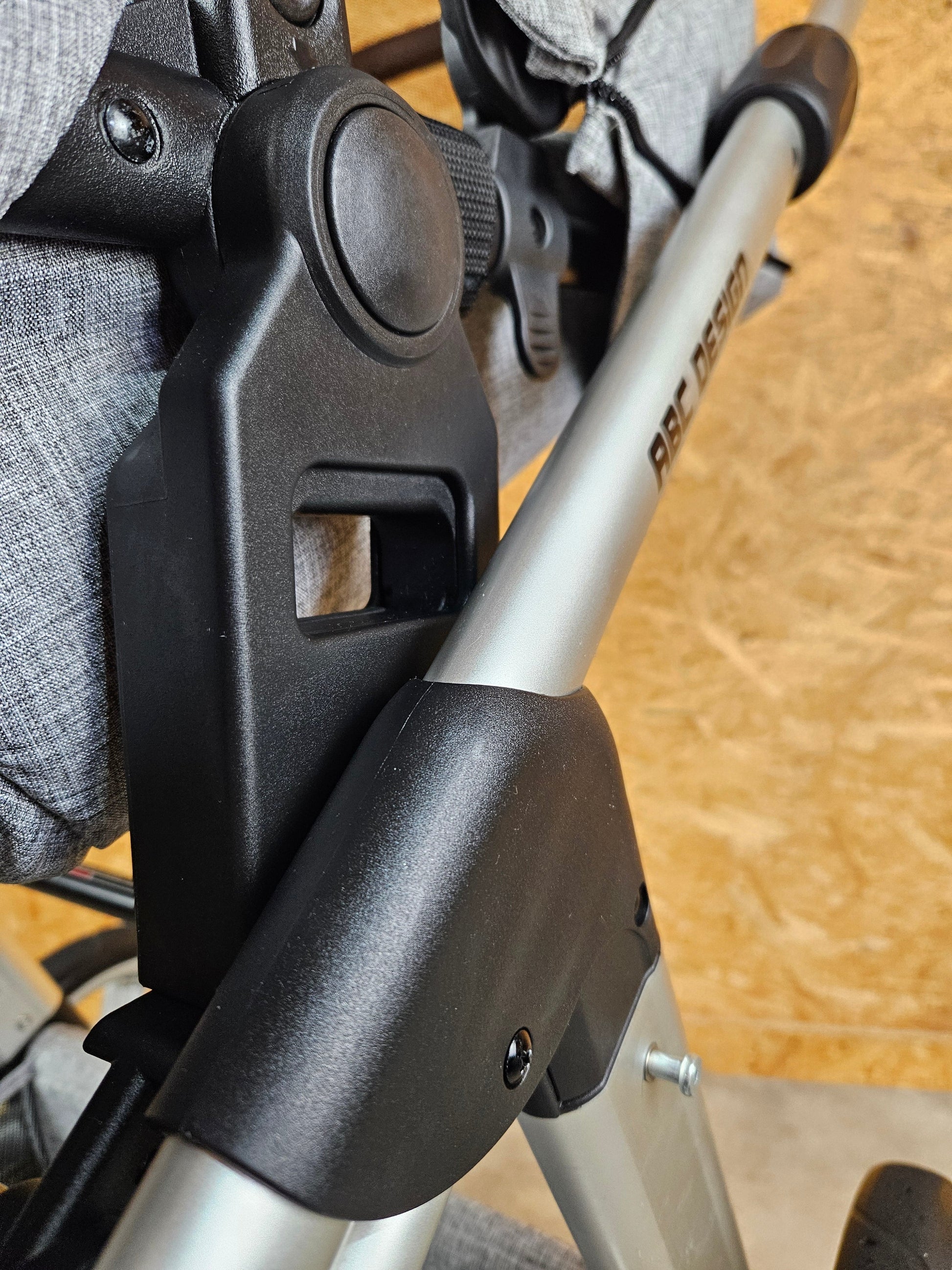 Abc Design - Condor 4 Kombikinderwagen (sportsitz und Babywanne) Inkl. Fußsack Regenschirm U.v.m. - Grau in Gutem