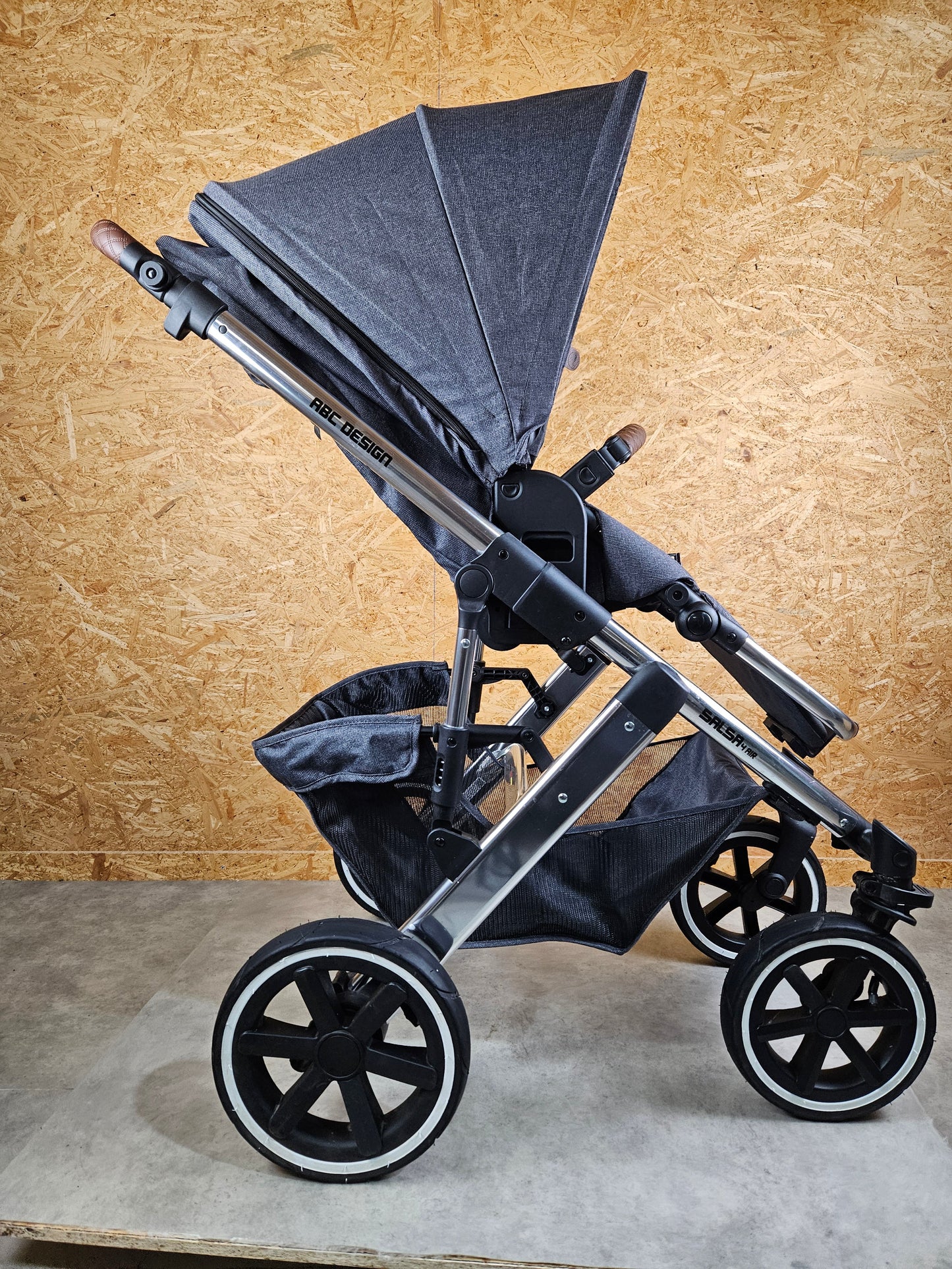 Salsa 4 Air Diamond Edition - Kinderwagen (sportsitz) - Asphalt - in sehr Gutem Zustand Grau / sehr Gut 5