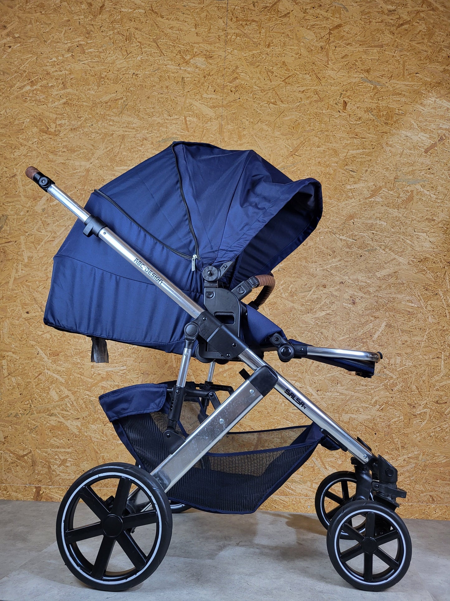 ABC-Design - Salsa 4 Kombikinderwagen (Sportsitz und Babywanne mit Fußsack und Wickeltasche) - Blau in gutem Zustand