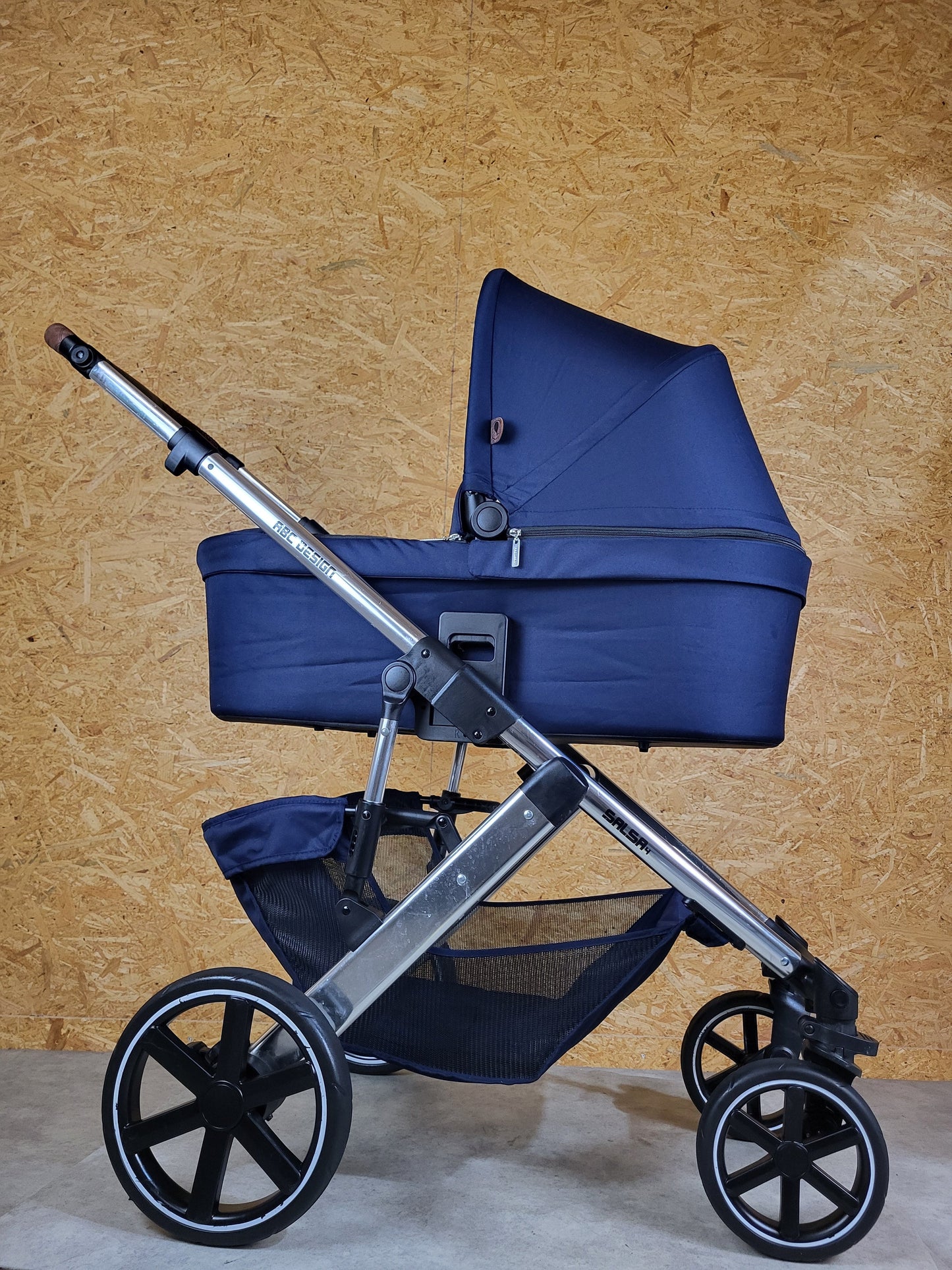 ABC-Design - Salsa 4 Kombikinderwagen (Sportsitz und Babywanne mit Fußsack und Wickeltasche) - Blau in gutem Zustand