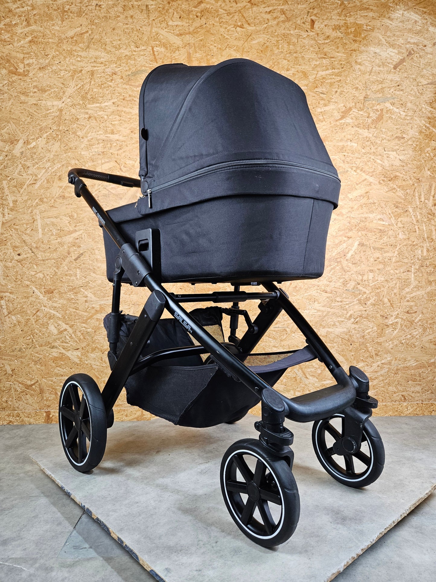 ABC Design - Salsa 4 Kombikinderwagen (Sportsiz und Babywanne) inkl. Fußsack und Zubehör - Schwarz in gutem Zustand