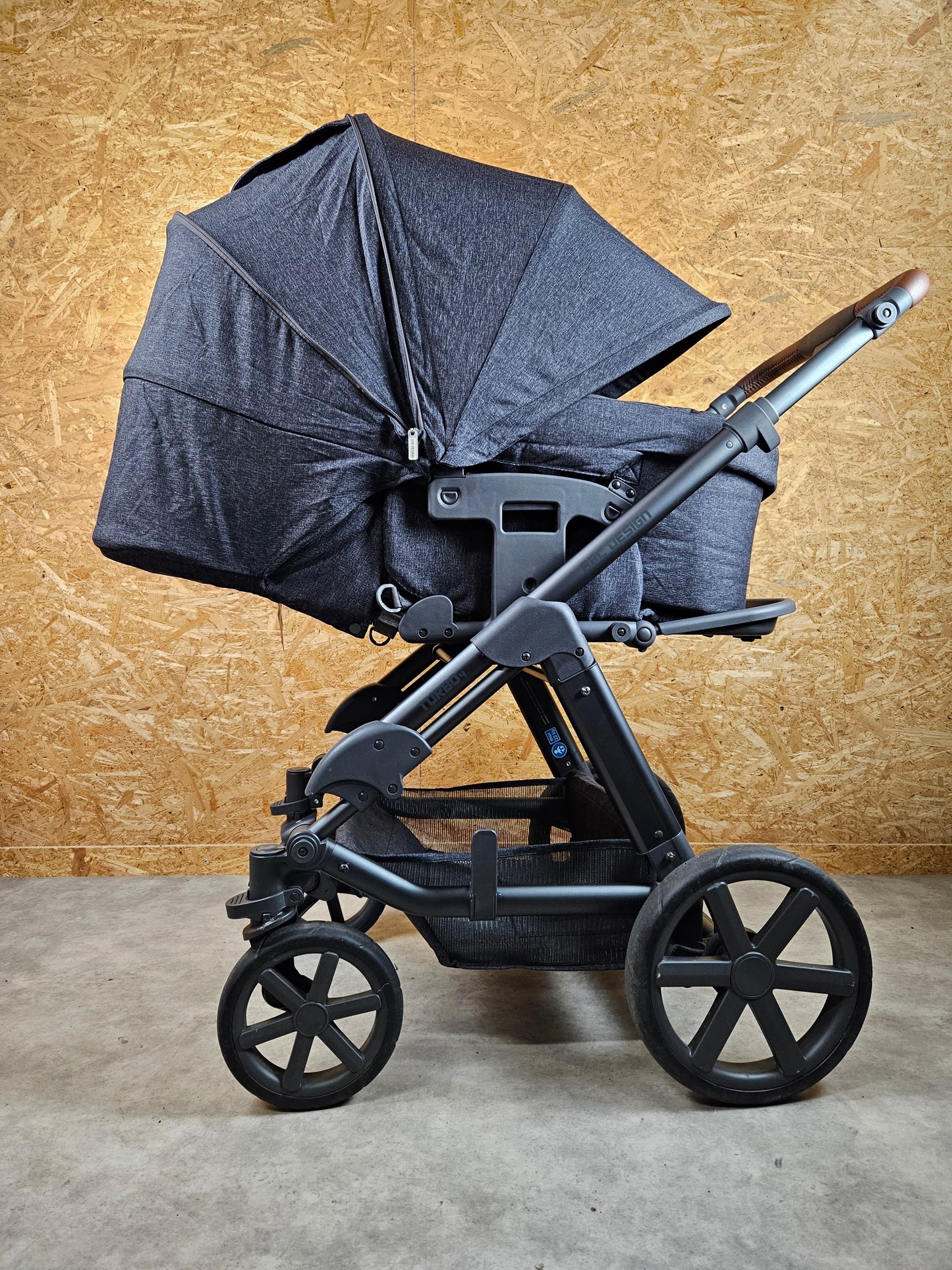 Abc Design - Turbo 4 Kombikinderwagen (sportsiz und Liegewanne) - Schwarz - in sehr Gutem Zustand / sehr Gut Kinderwagen