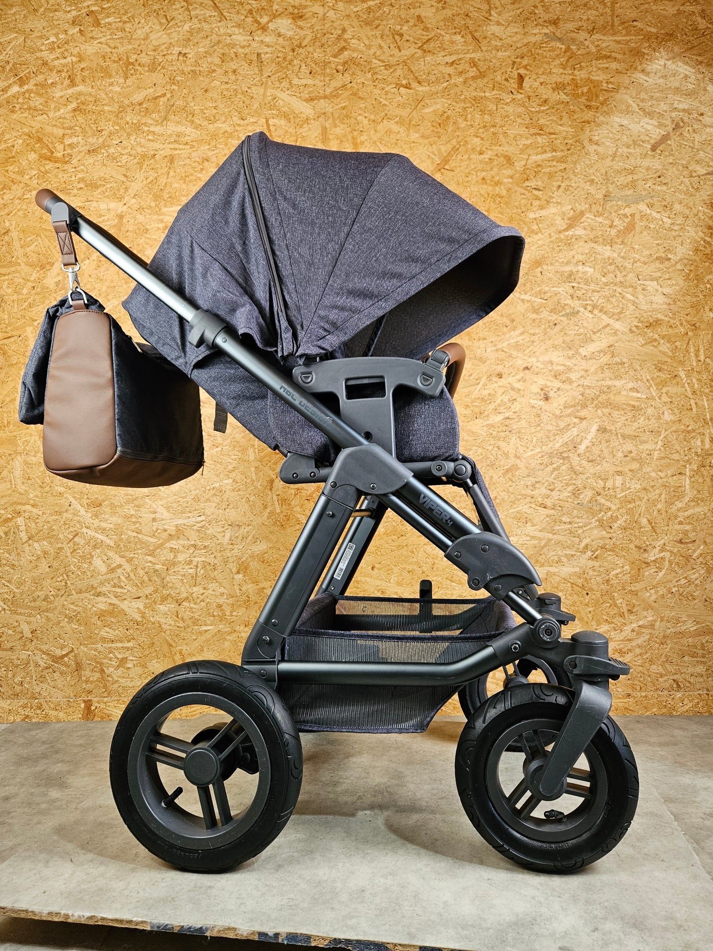 ABC-Design Viper 4 Kinderwagen - Grau in gutem Zustand