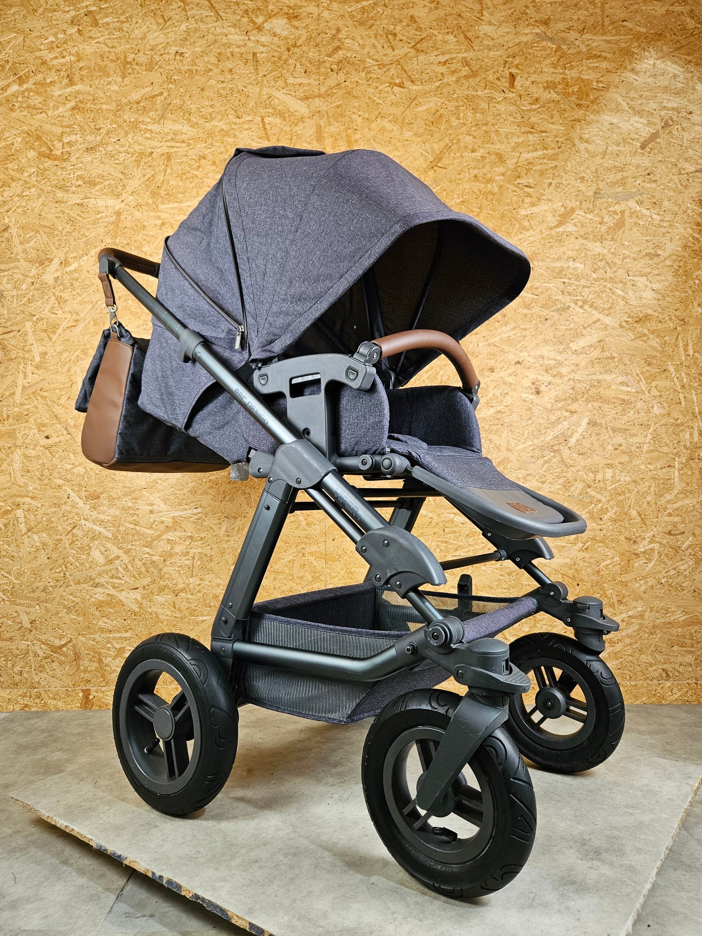 ABC-Design Viper 4 Kinderwagen - Grau in gutem Zustand