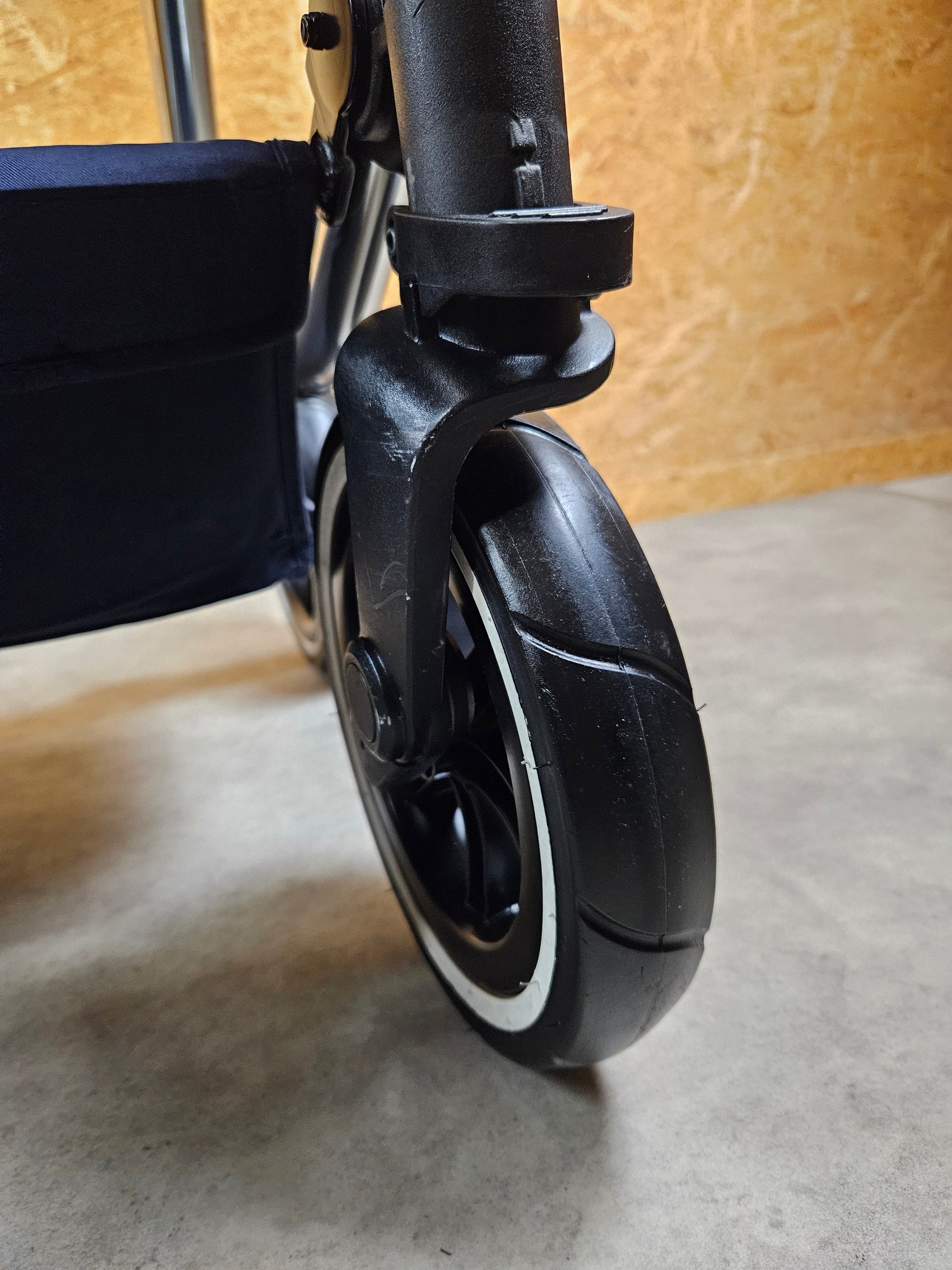 Abc Design - Viper 4 Kombikinderwagen (sportsitz und Liegewanne) - Blau in Gutem Zustand Kinderwagen 24