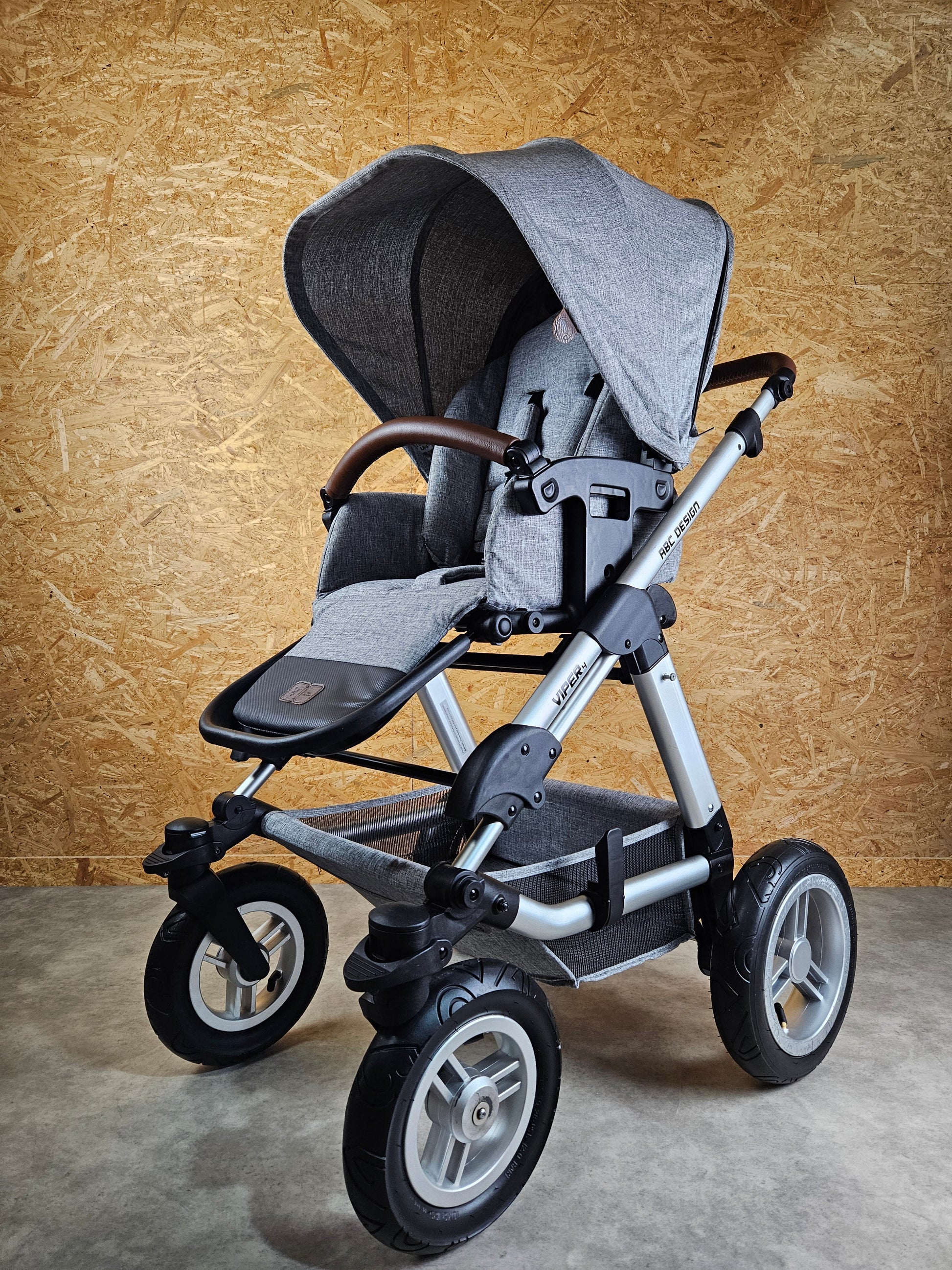 Abc Design - Viper 4 Kombikinderwagen (sportsitz und Liegewanne) - Grau in Gutem Zustand Kinderwagen 9