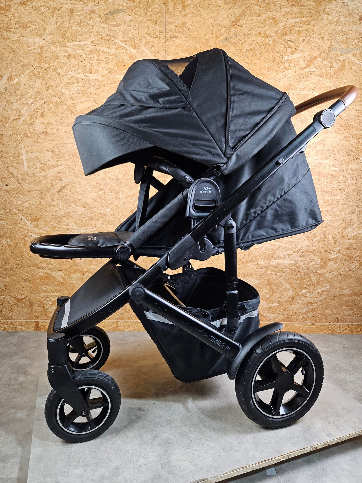 Britax Römer - Duo Smile Iii - Kombikinderwagen (sportsitz und Babywanne) - Schwarz in Gutem Zustand Kinderwagen 16
