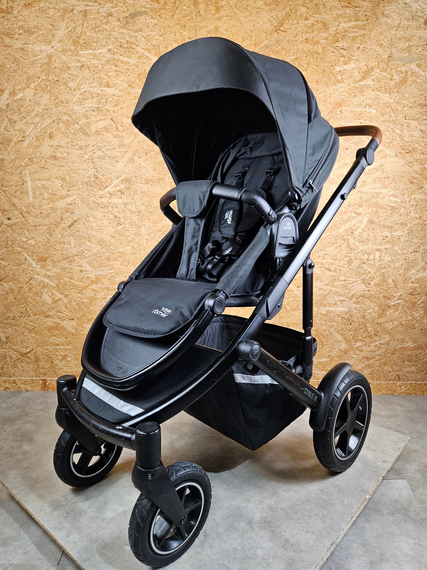 Britax Römer - Duo Smile Iii - Kombikinderwagen (sportsitz und Babywanne) - Schwarz in Gutem Zustand Kinderwagen 12