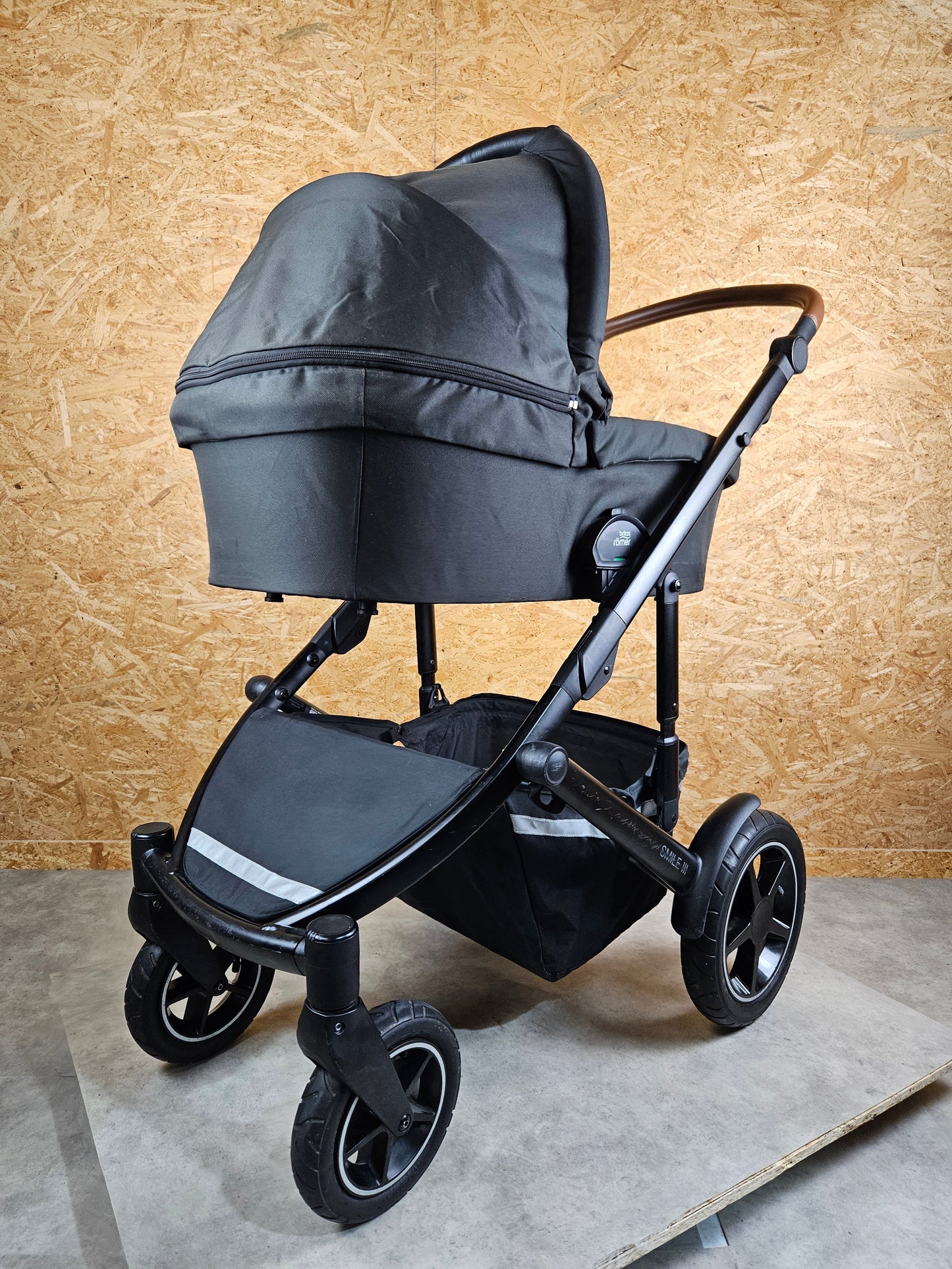 Britax Römer - Duo Smile Iii - Kombikinderwagen (sportsitz und Babywanne) - Schwarz in Gutem Zustand Kinderwagen 23