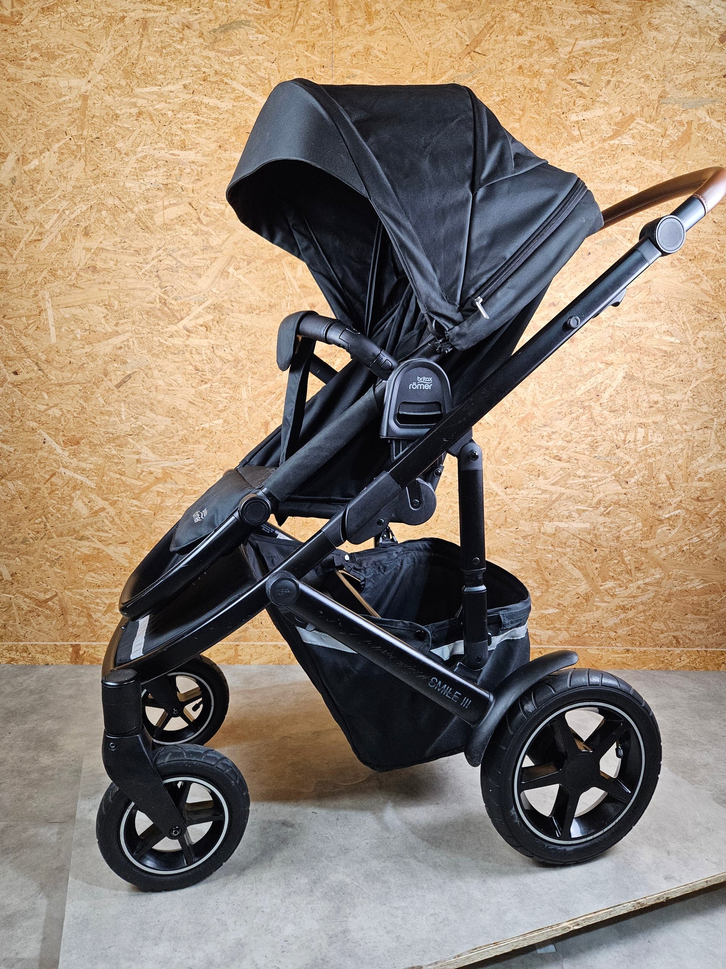 Britax Römer - Duo Smile Iii - Kombikinderwagen (sportsitz und Babywanne) - Schwarz in Gutem Zustand Kinderwagen 14