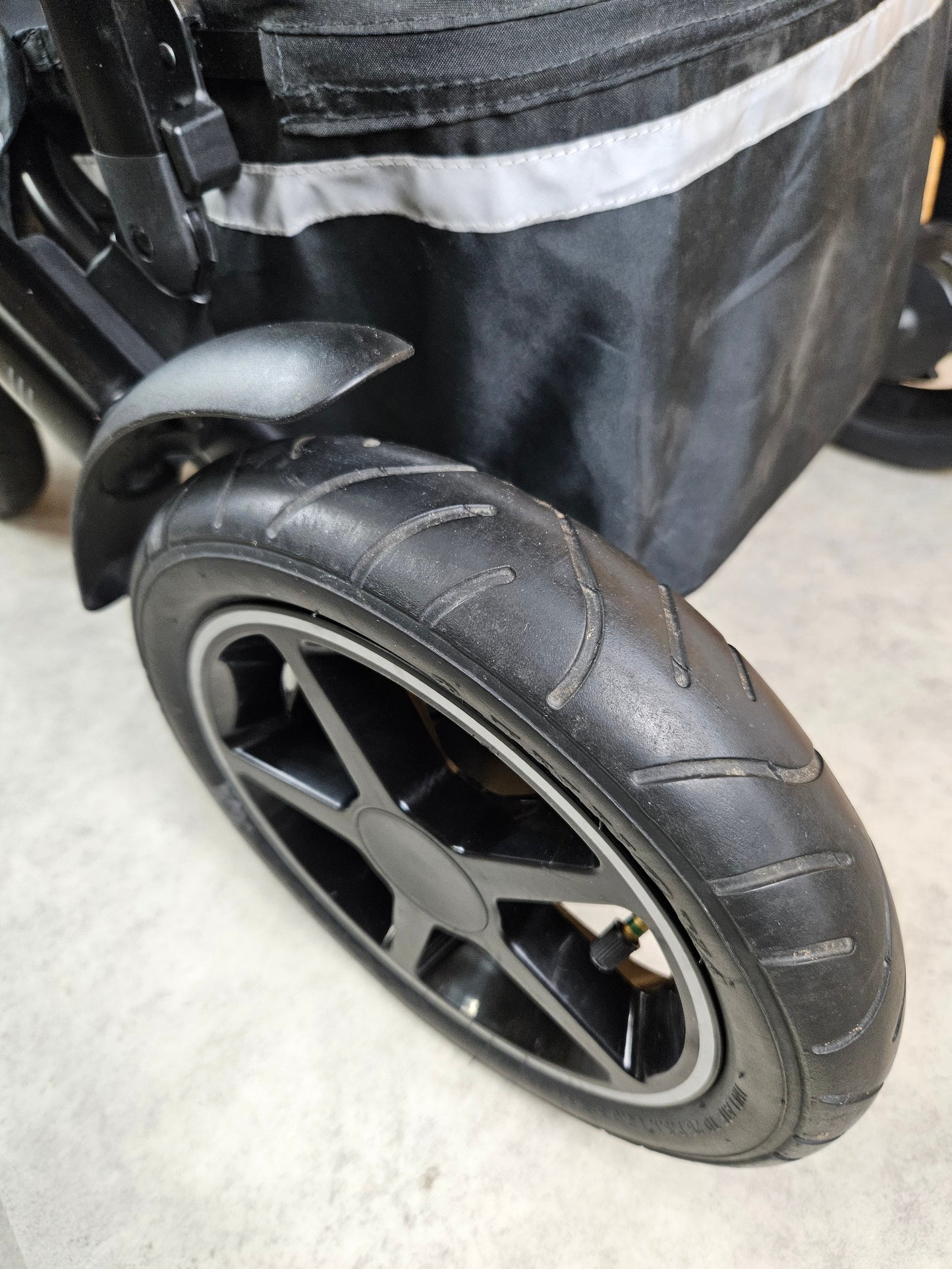 Britax Römer - Duo Smile Iii - Kombikinderwagen (sportsitz und Babywanne) - Schwarz in Gutem Zustand Kinderwagen 30