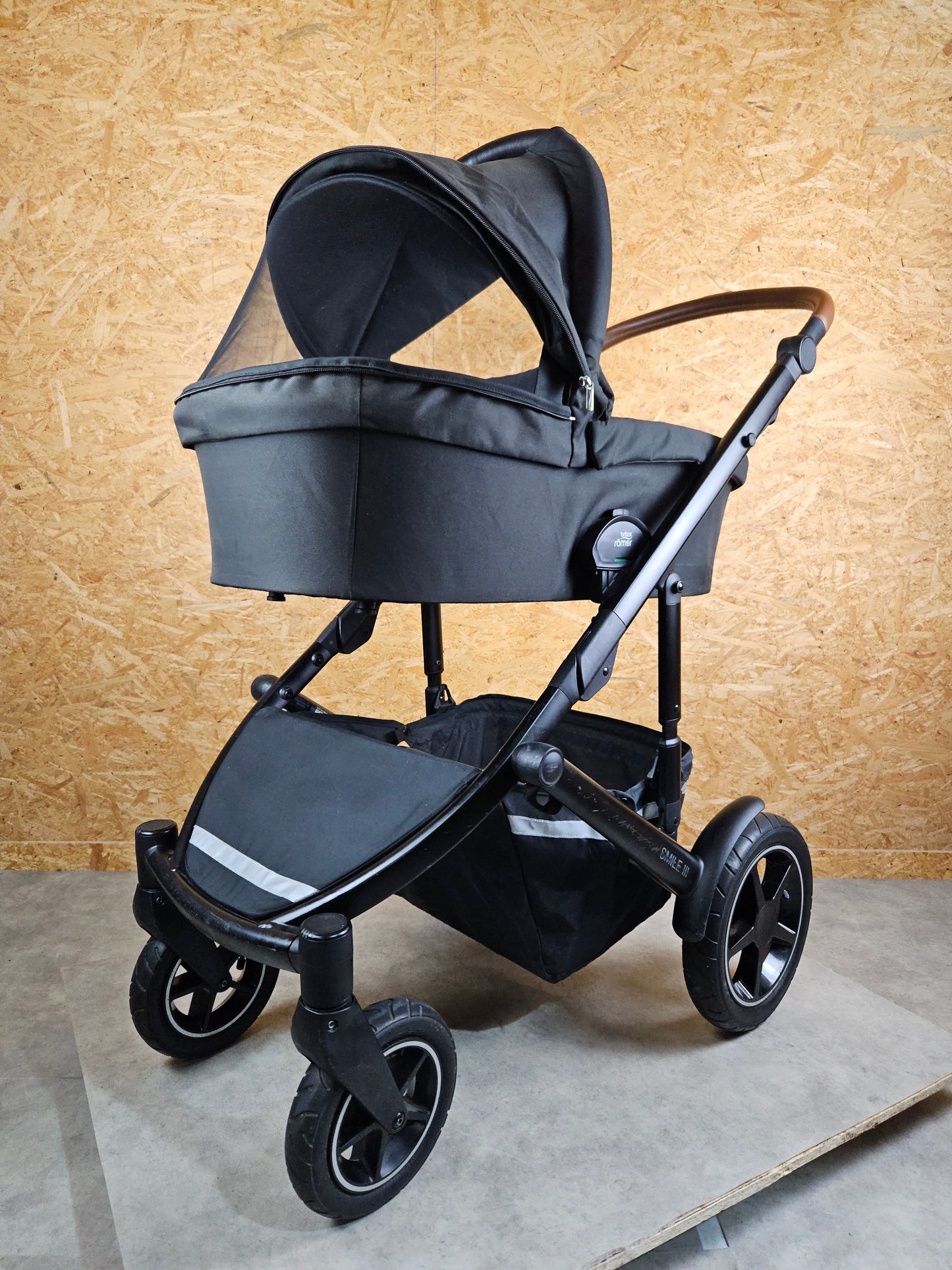 Britax Römer - Duo Smile Iii - Kombikinderwagen (sportsitz und Babywanne) - Schwarz in Gutem Zustand Kinderwagen 24