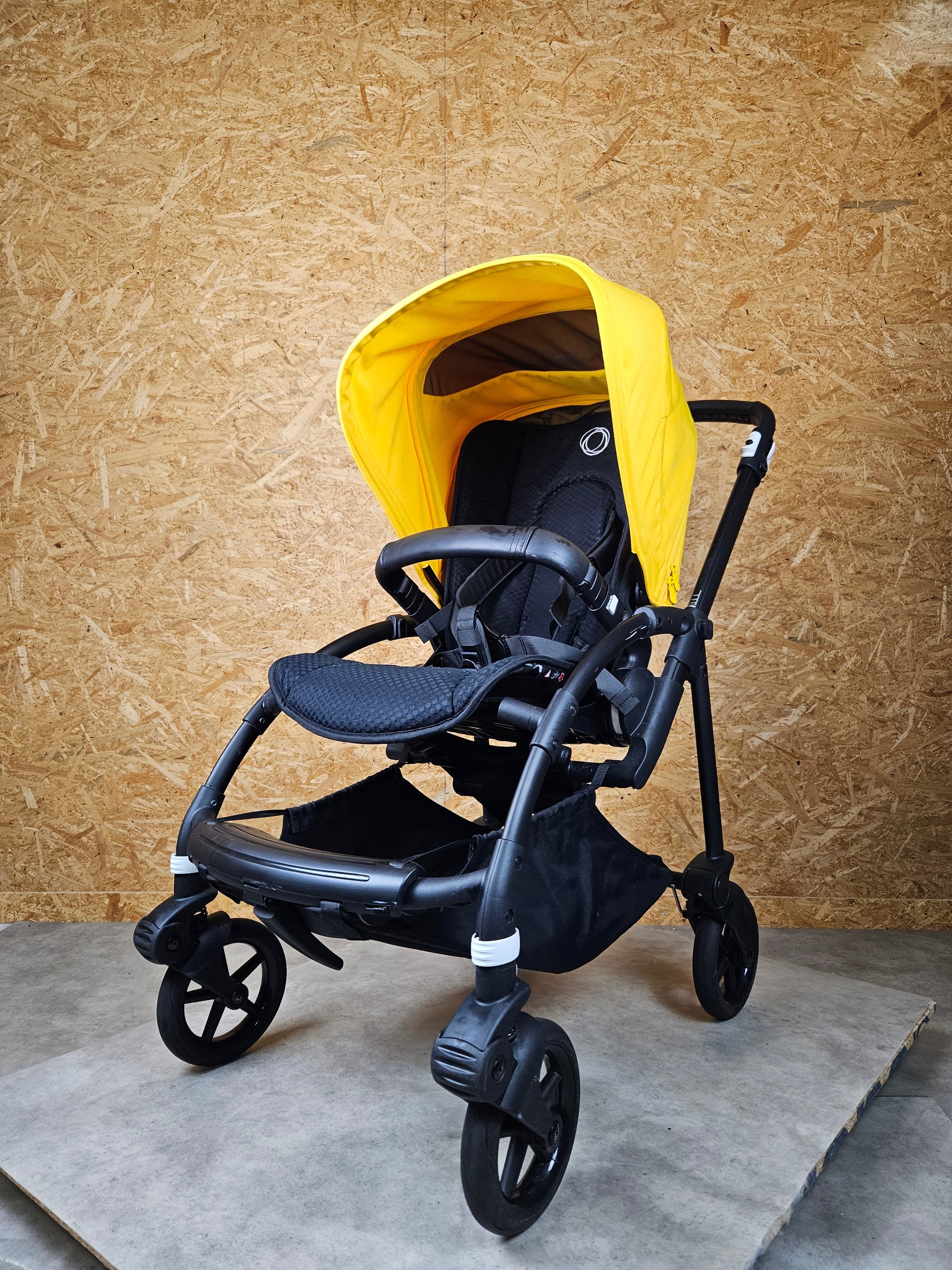Bugaboo Bee 6 Buggy + Babywanne - Gelb - in Gutem Zustand Kinderwagen