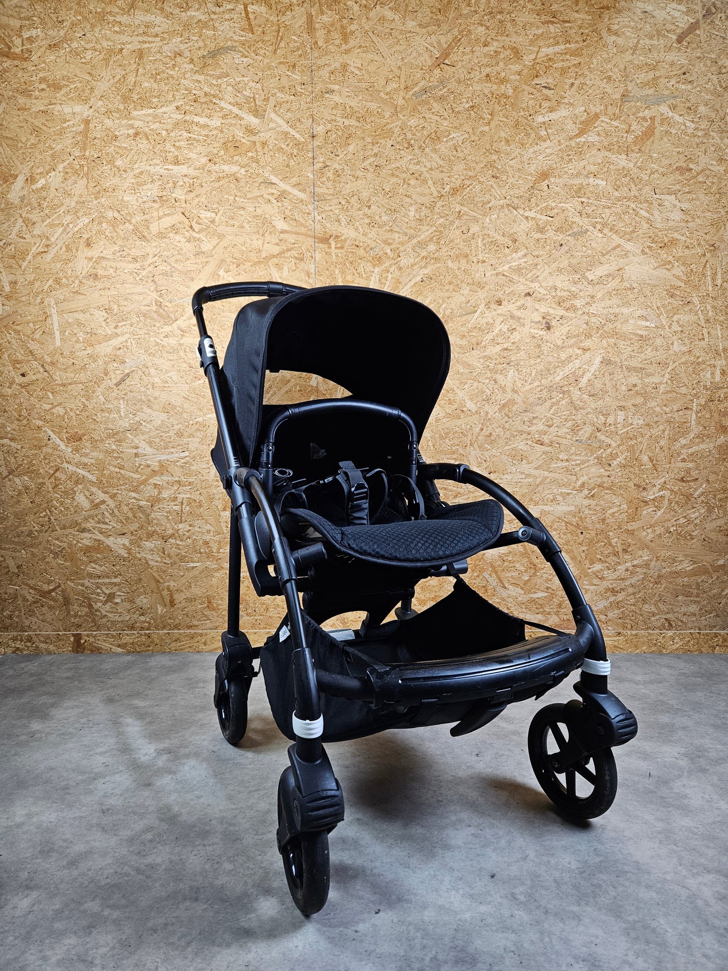 Bugaboo Bee 6 - Schwarz in sehr Gutem Zustand Kinderwagen