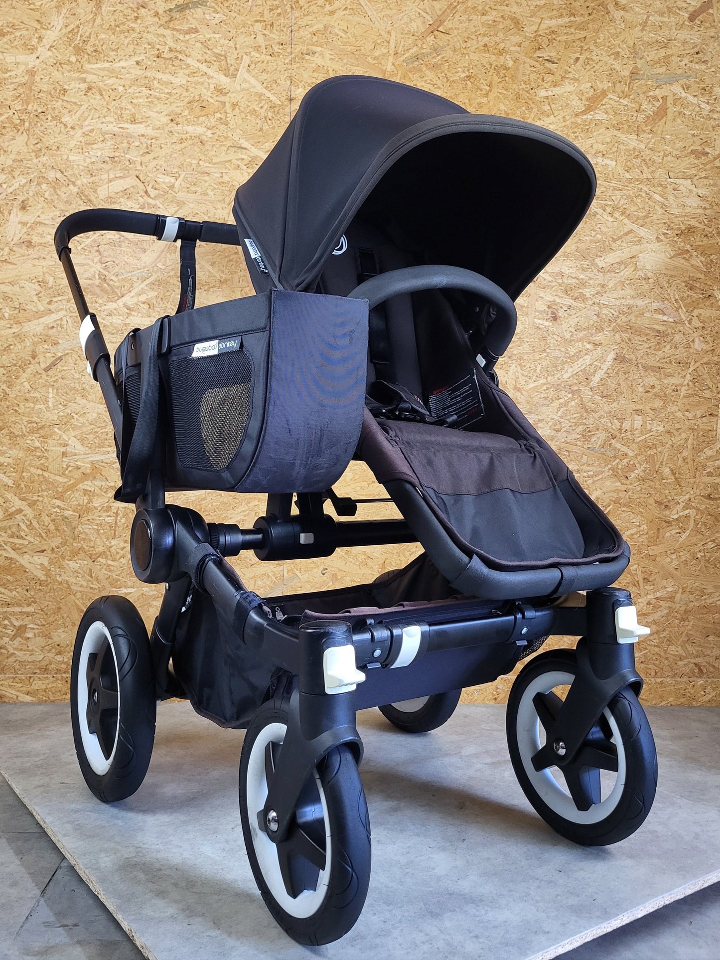 Bugaboo - Donkey 2 Duo Kinderwagen (1 Liegewanne / 2 Sportsitze) inkl. seitliche Gepäcktasche - Schwarz - in gutem Zustand