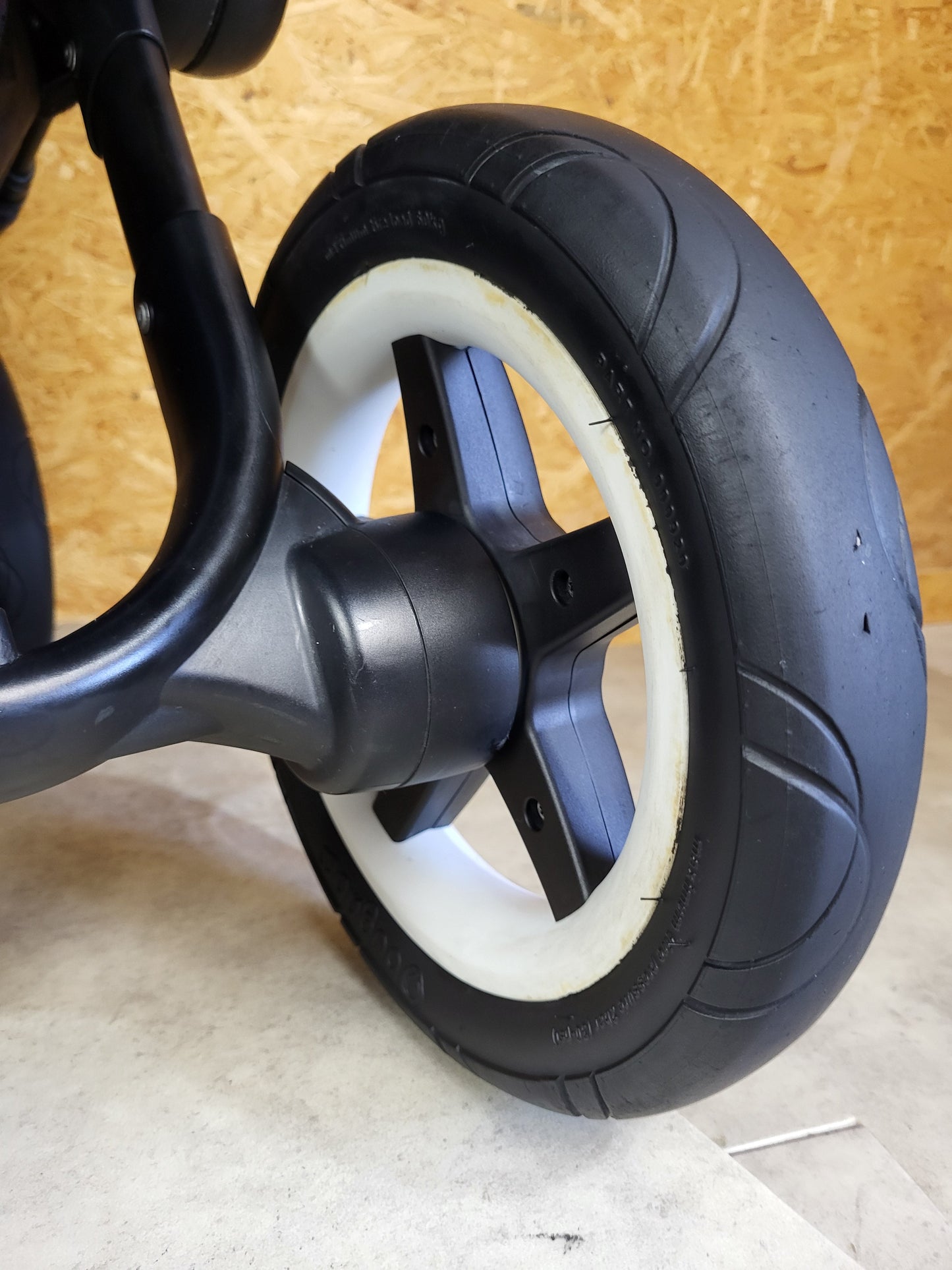 Bugaboo - Donkey 2 Duo Kinderwagen (1 Liegewanne / 2 Sportsitze) inkl. seitliche Gepäcktasche - Schwarz - in gutem Zustand