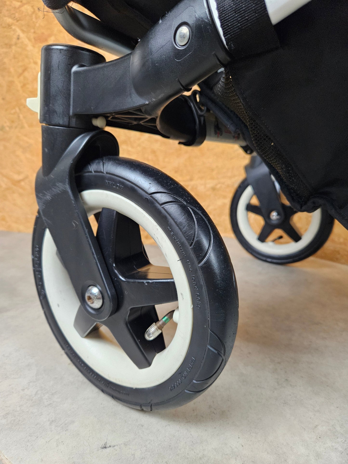 Bugaboo - Donkey Duo Kinderwagen (1 Liegewanne / 2 Sportsitze) inkl. seitliche Gepäcktasche - Ivory - in gutem Zustand
