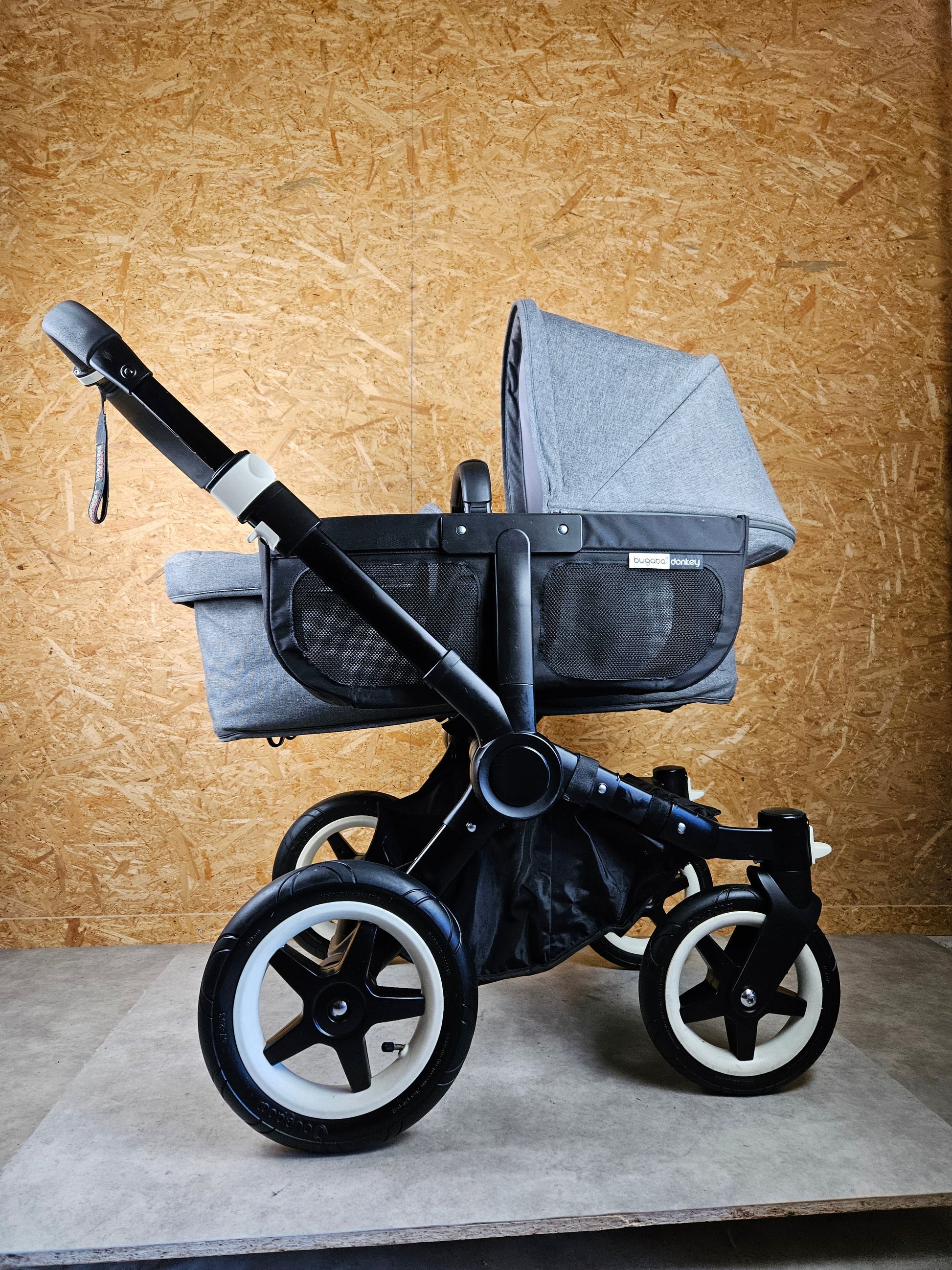 Bugaboo - Donkey Mono Geschwisterwagen (sportsitz und Liegewanne) Inkl. Seitliche Gepäcktasche - Grau - in sehr Gutem