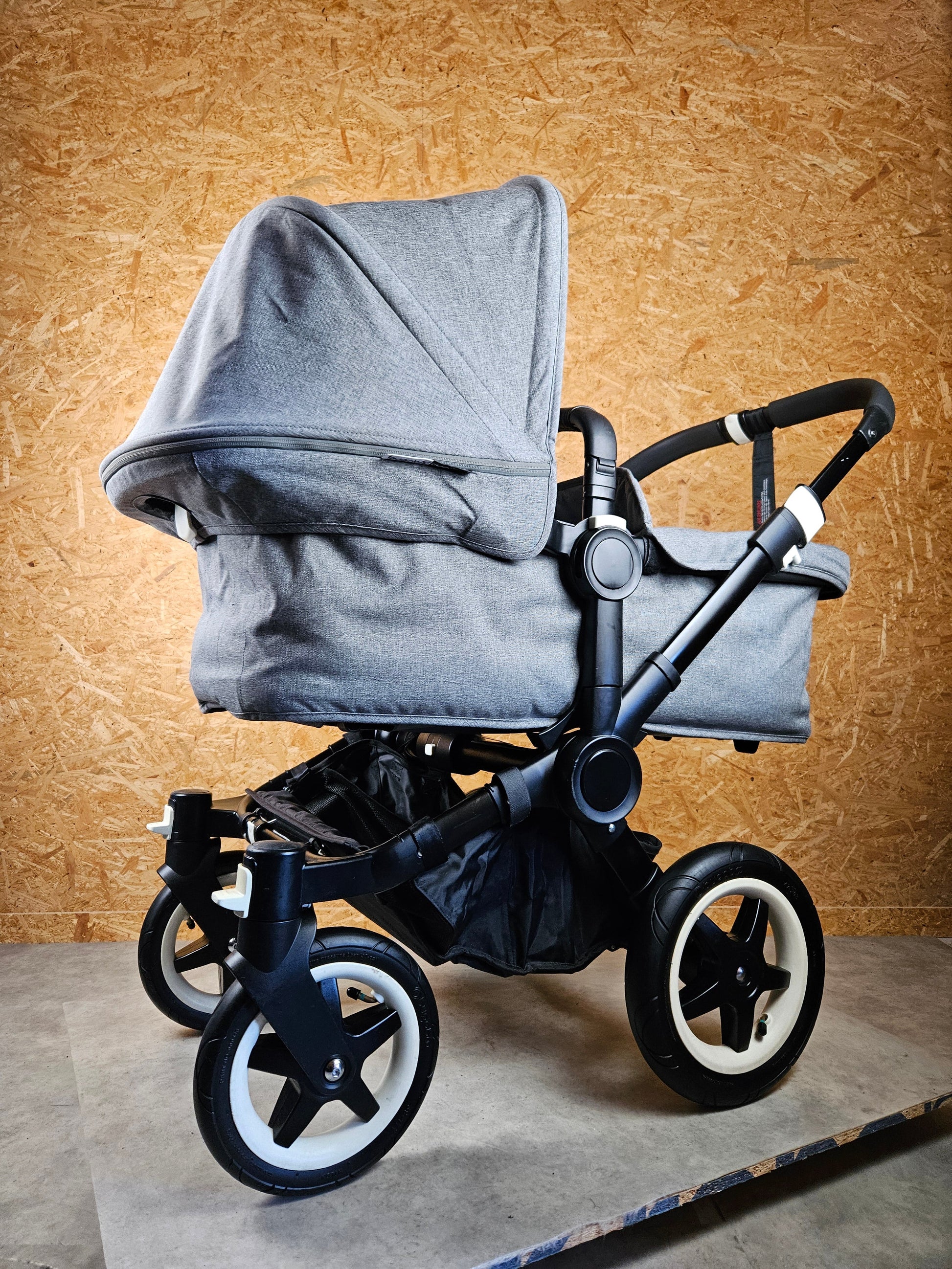 Bugaboo - Donkey Mono Geschwisterwagen (sportsitz und Liegewanne) Inkl. Seitliche Gepäcktasche - Grau - in sehr Gutem