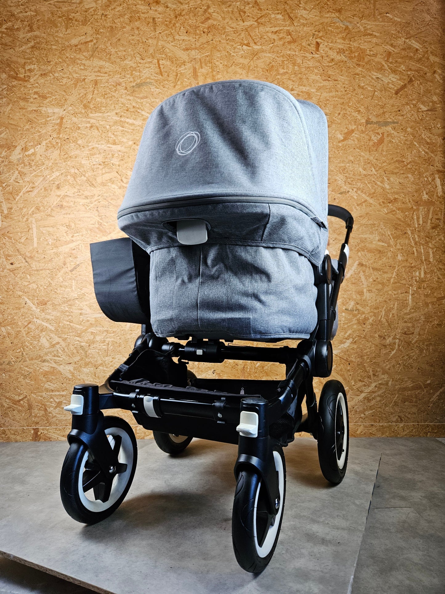 Bugaboo - Donkey Mono Geschwisterwagen (sportsitz und Liegewanne) Inkl. Seitliche Gepäcktasche - Grau - in sehr Gutem