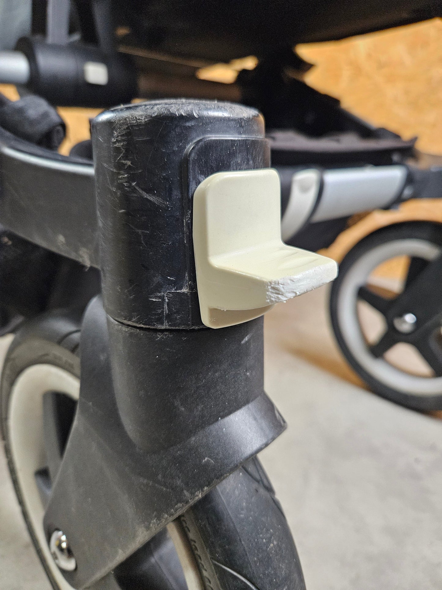 Bugaboo - Donkey Duo Kinderwagen (1 Liegewanne / 1 Sportsitz) Inkl. Seitliche Gepäcktasche - Schwarz in Gutem Zustand 11