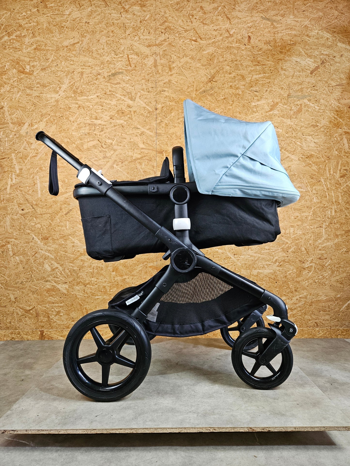 Bugaboo Fox 2 Kombikinderwagen (Sportsitz & Babywanne) - in gutem Zustand