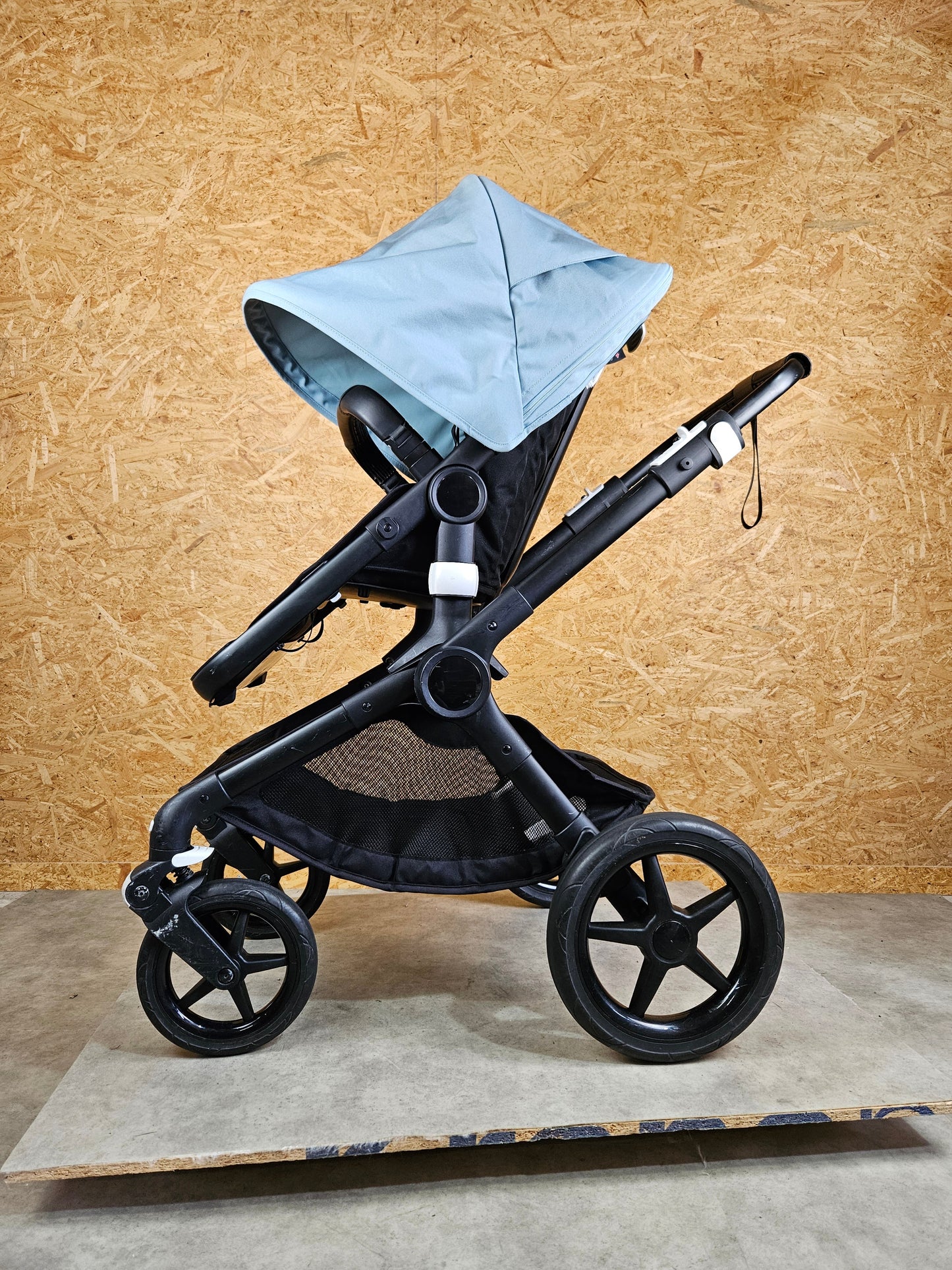 Bugaboo Fox 2 Kombikinderwagen (Sportsitz & Babywanne) - in gutem Zustand