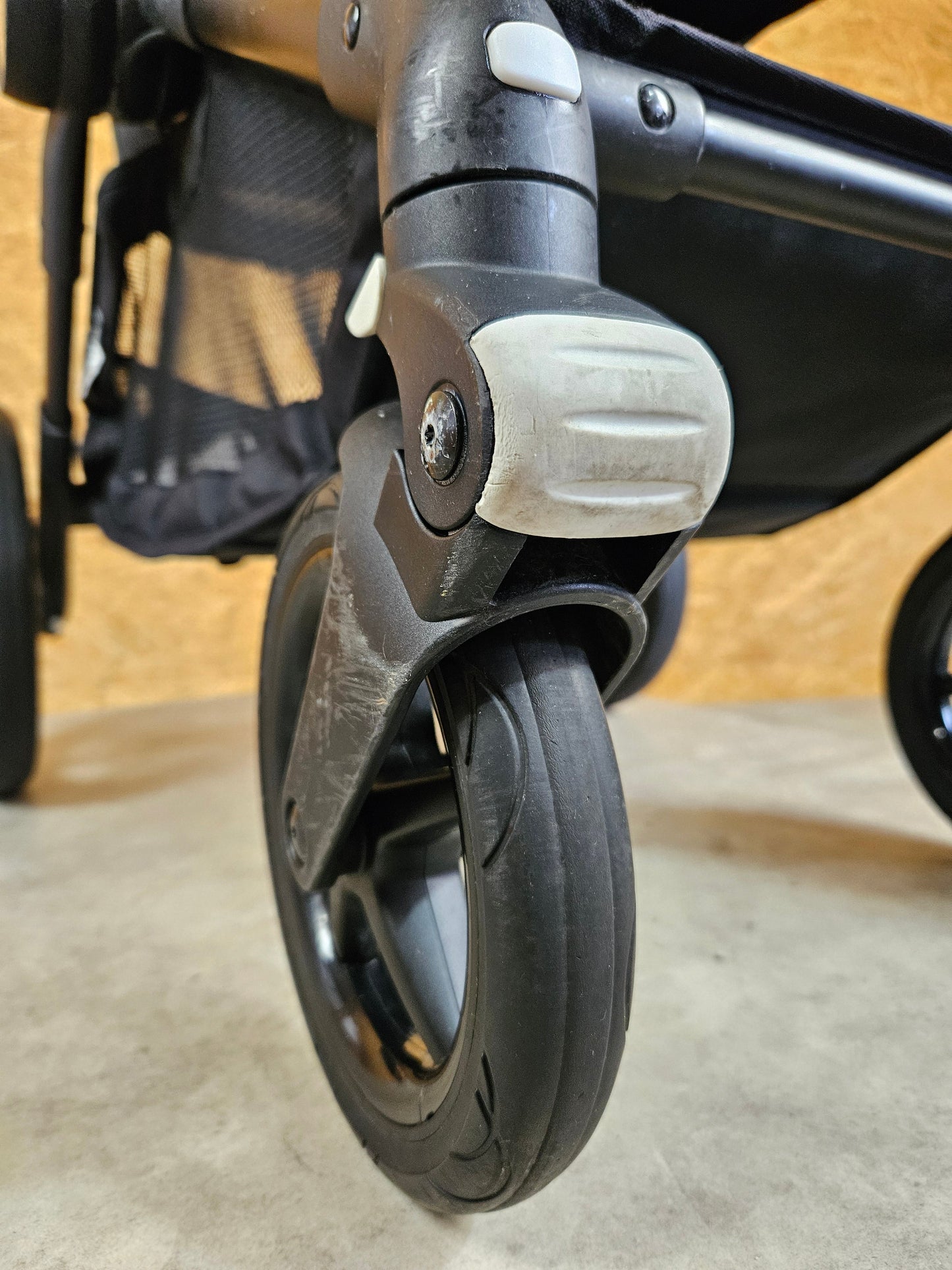Bugaboo Fox 2 Kombikinderwagen (Sportsitz & Babywanne) - in gutem Zustand