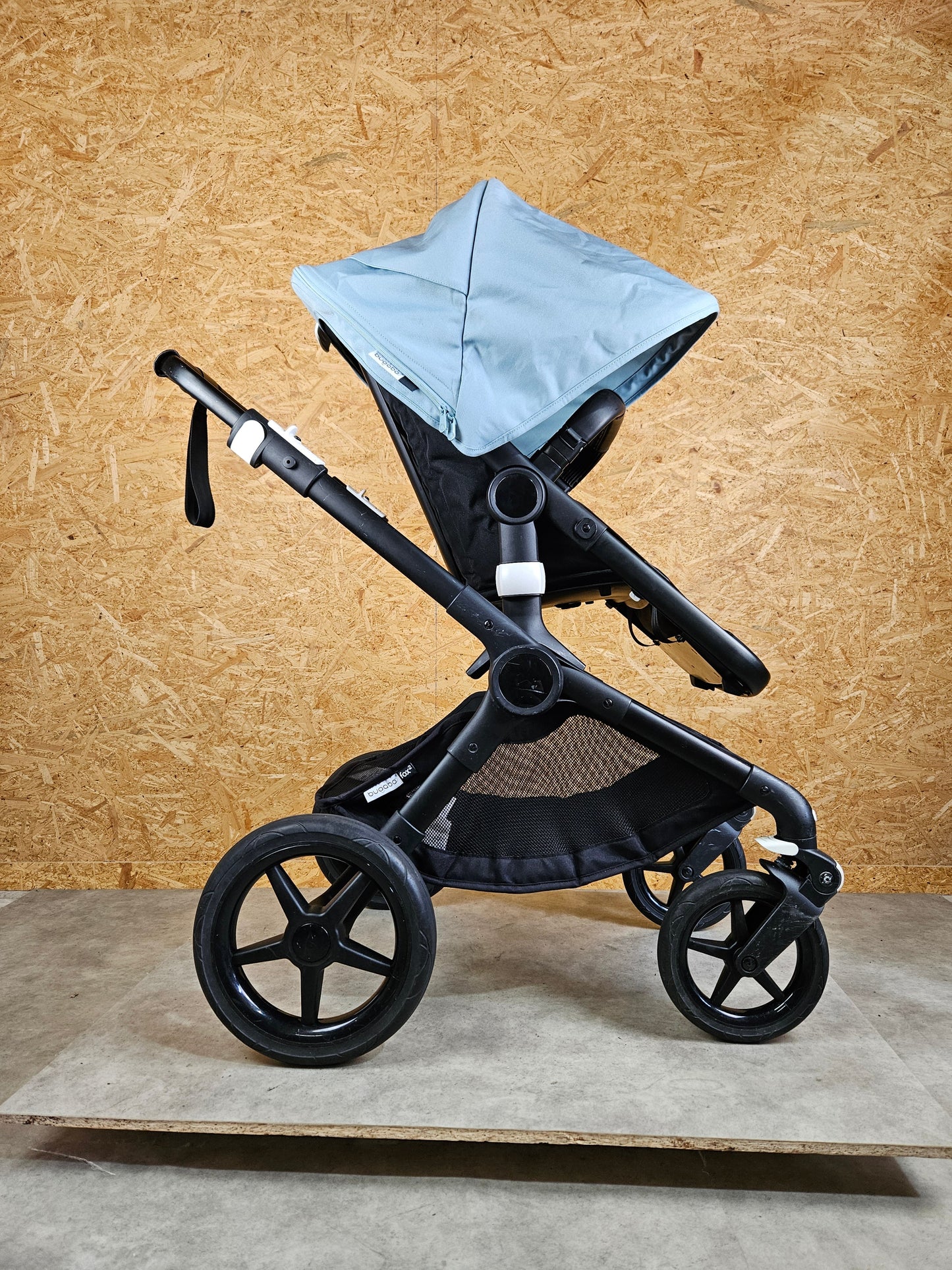 Bugaboo Fox 2 Kombikinderwagen (Sportsitz & Babywanne) - in gutem Zustand