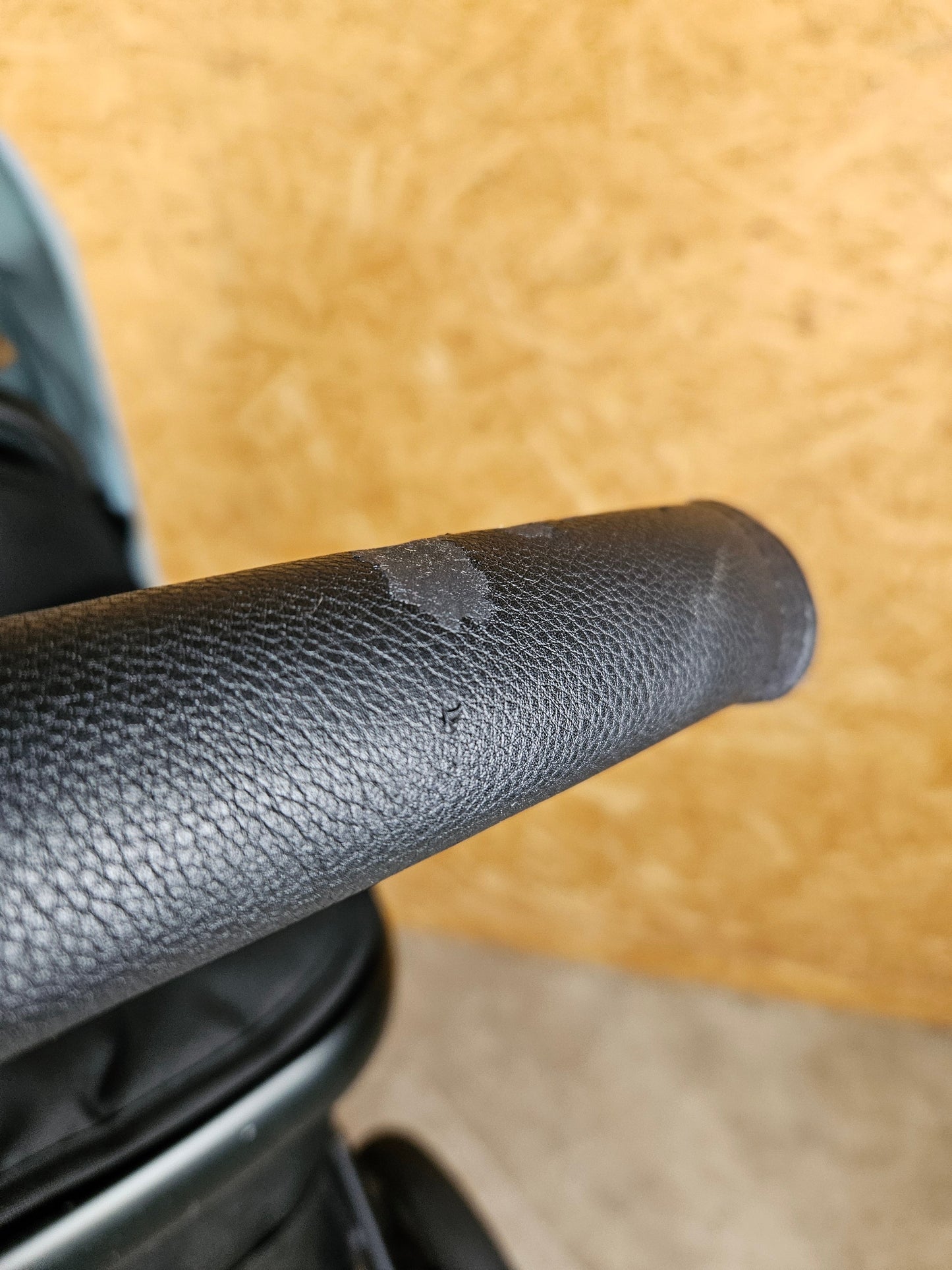 Bugaboo Fox 2 Kombikinderwagen (Sportsitz & Babywanne) - in gutem Zustand