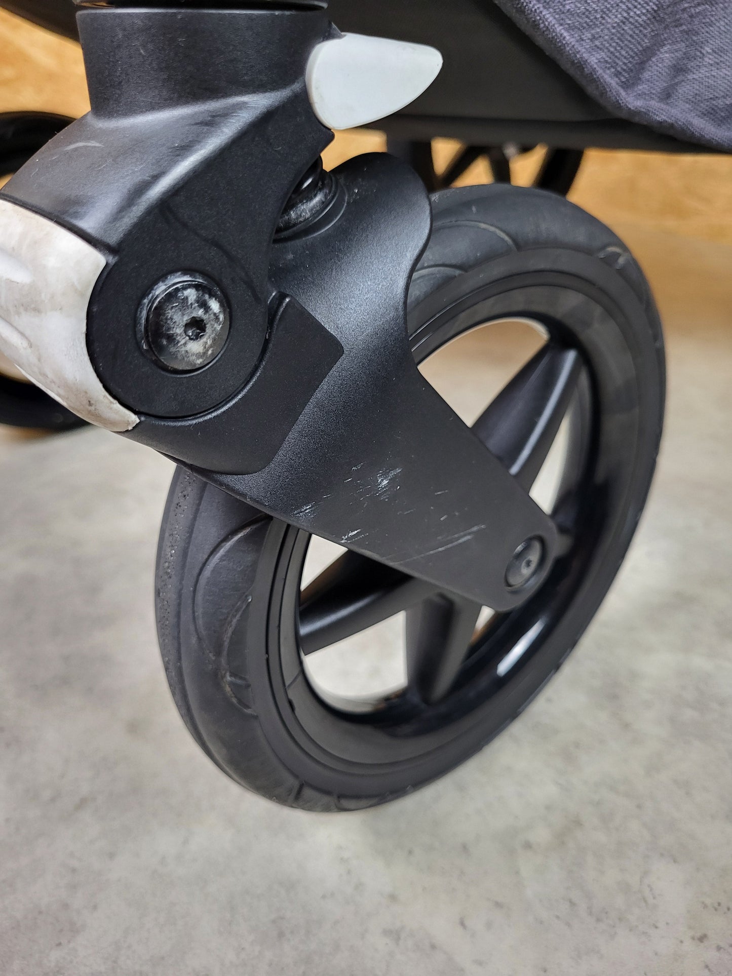 Bugaboo Fox 2 Kombikinderwagen - Sportsitz & Babywanne - Schwarz - in Gutem Zustand am Besten Kinderwagen 16