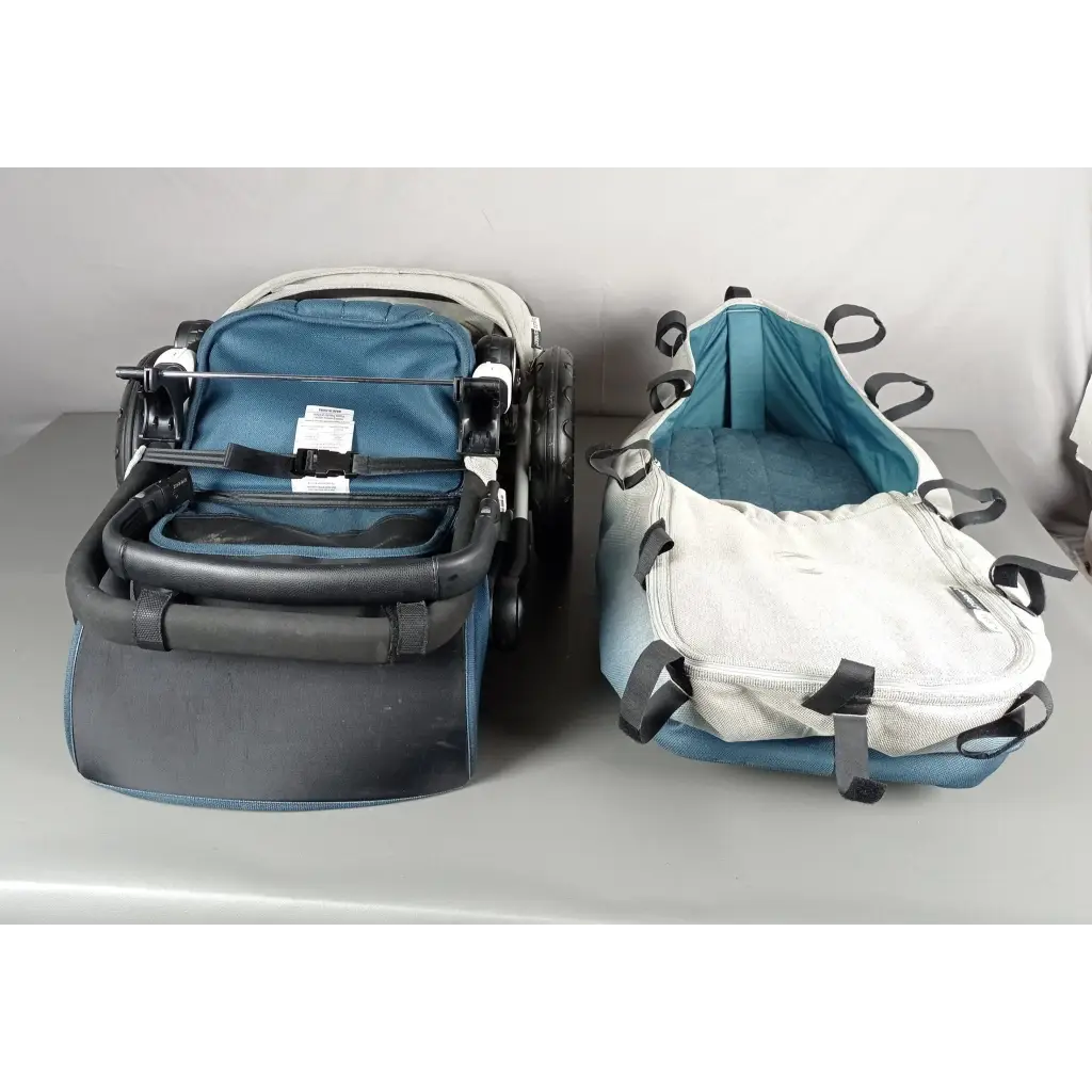 Bugaboo - Kinderwagen - Cameleon 3 - in Gutem Zustand Très Bon état / Bleu Marine,gris 24