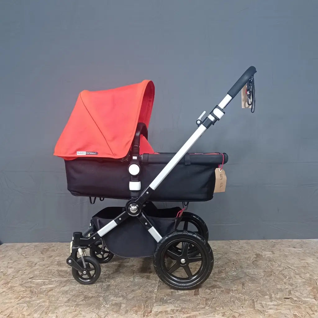 Bugaboo - Kinderwagen - Cameleon 3 - in Gutem Zustand Très Bon état / Noir,rouge 4
