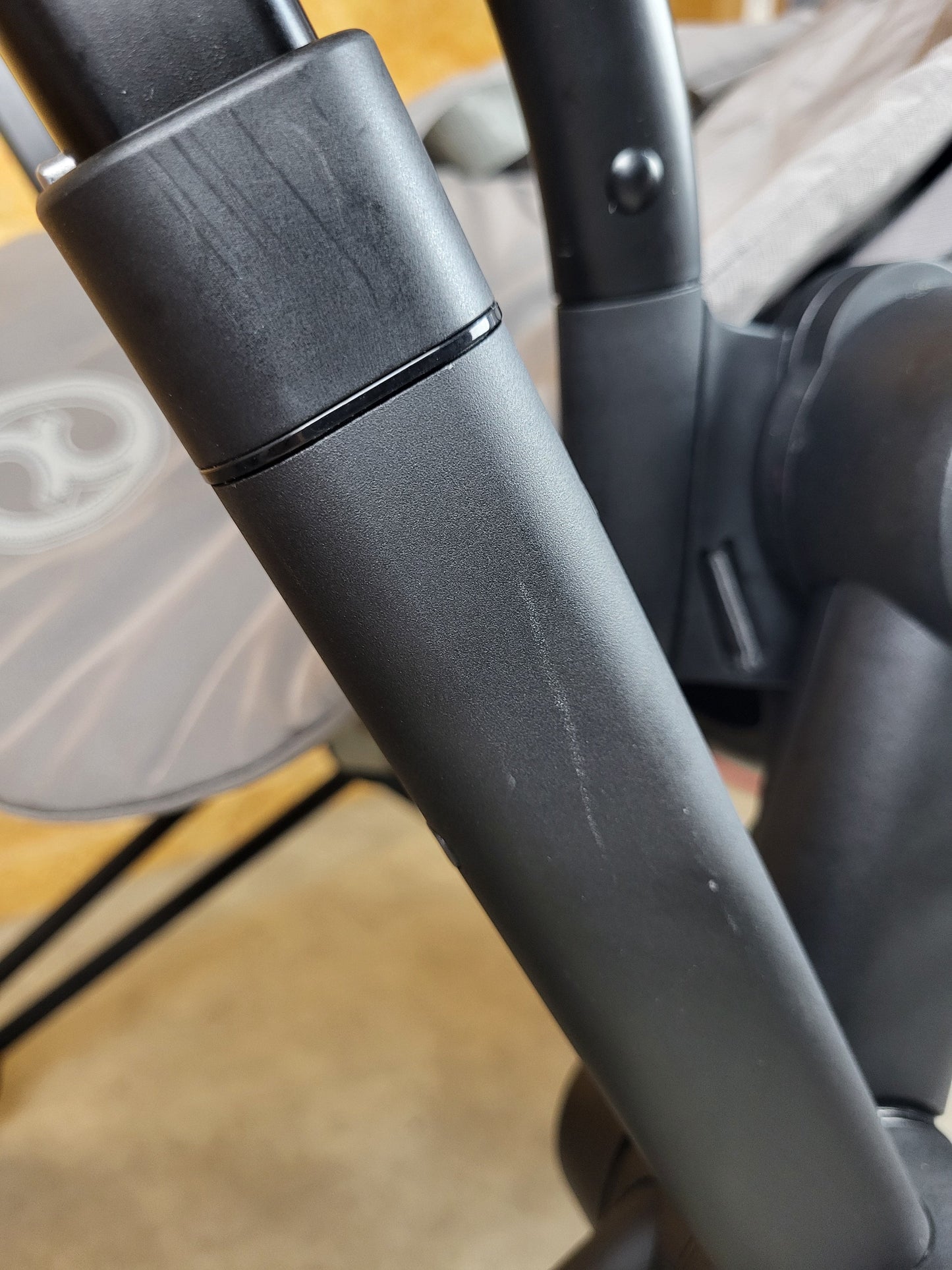 Cybex - Priam Kombikinderwagen (Sportsitz und Babywanne) - Grau in gutem Zustand