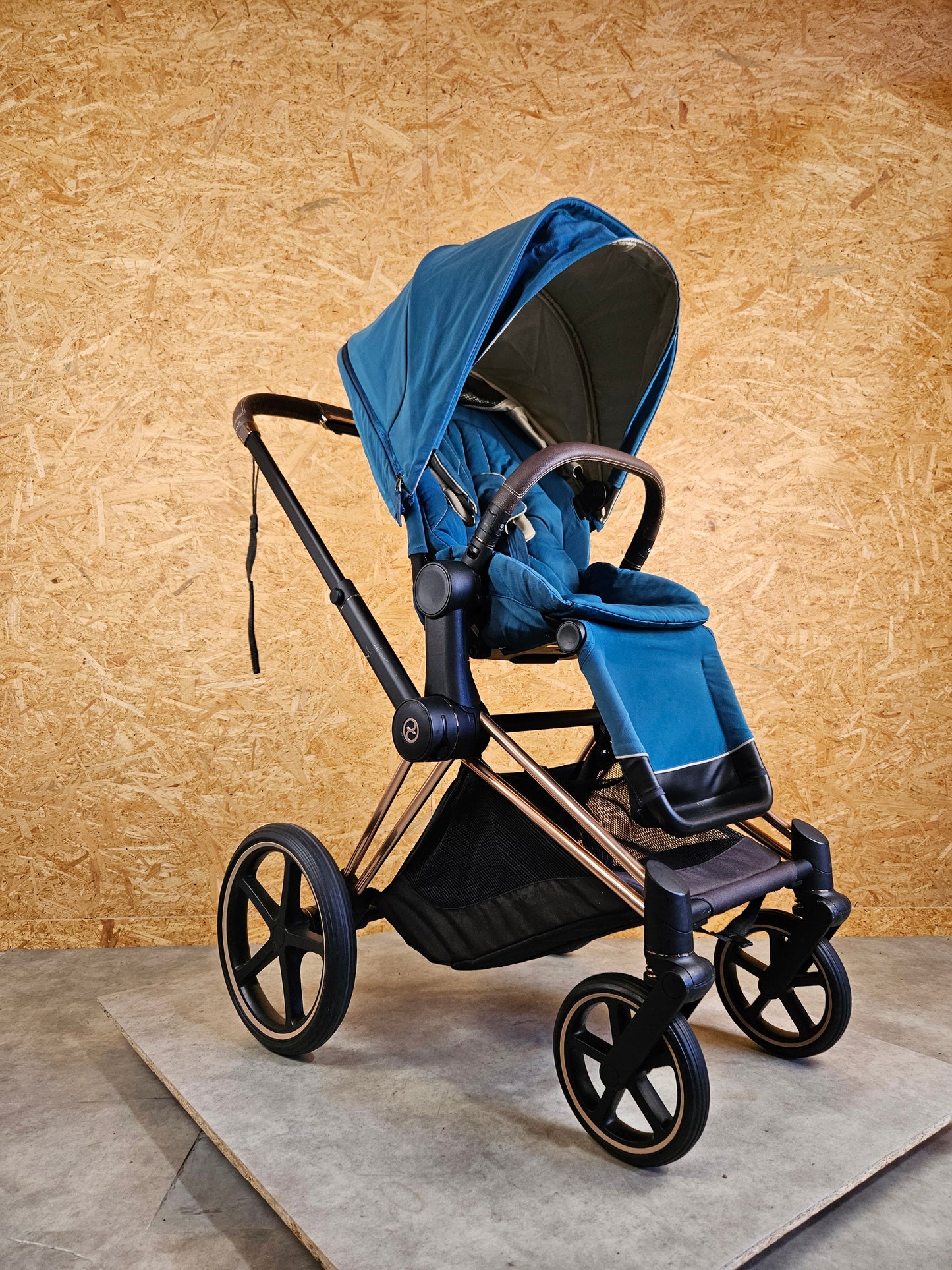 Cybex - Priam Platinum Kombikinderwagen (Gestell und Babywanne) - Montain Blue in sehr gutem Zustand
