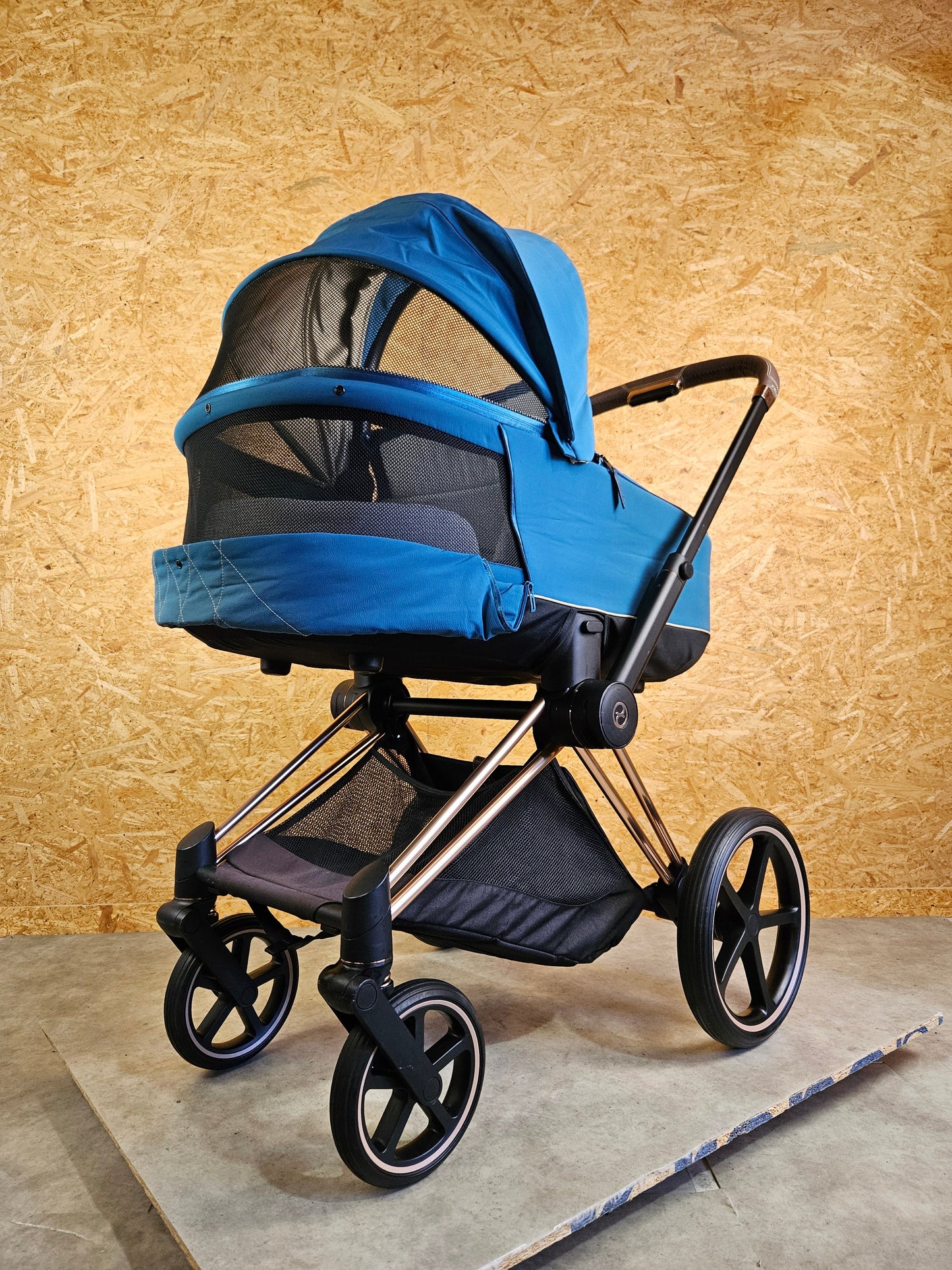 Cybex - Priam Platinum Kombikinderwagen (Gestell und Babywanne) - Montain Blue in sehr gutem Zustand