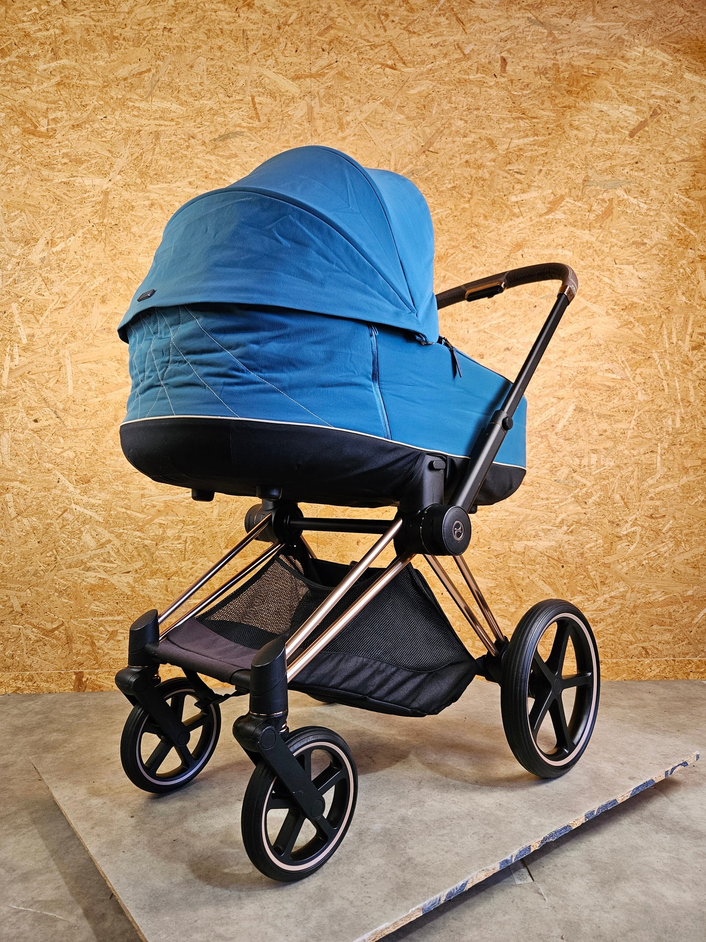 Cybex - Priam Platinum Kombikinderwagen (Gestell und Babywanne) - Montain Blue in sehr gutem Zustand