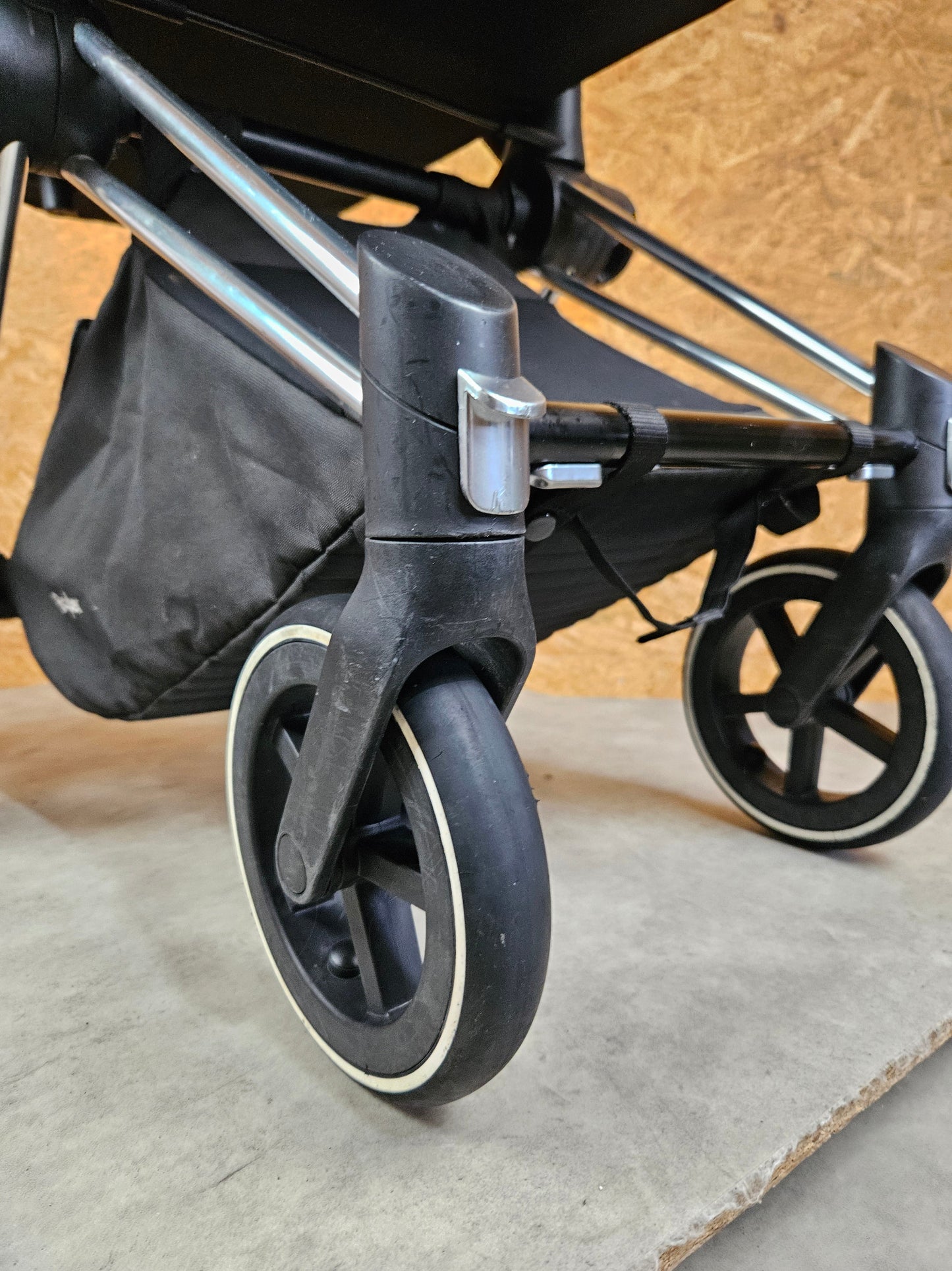 Cybex - Priam Platinum Kombikinderwagen (Sportsitz und Babywanne) - Beige in gutem Zustand