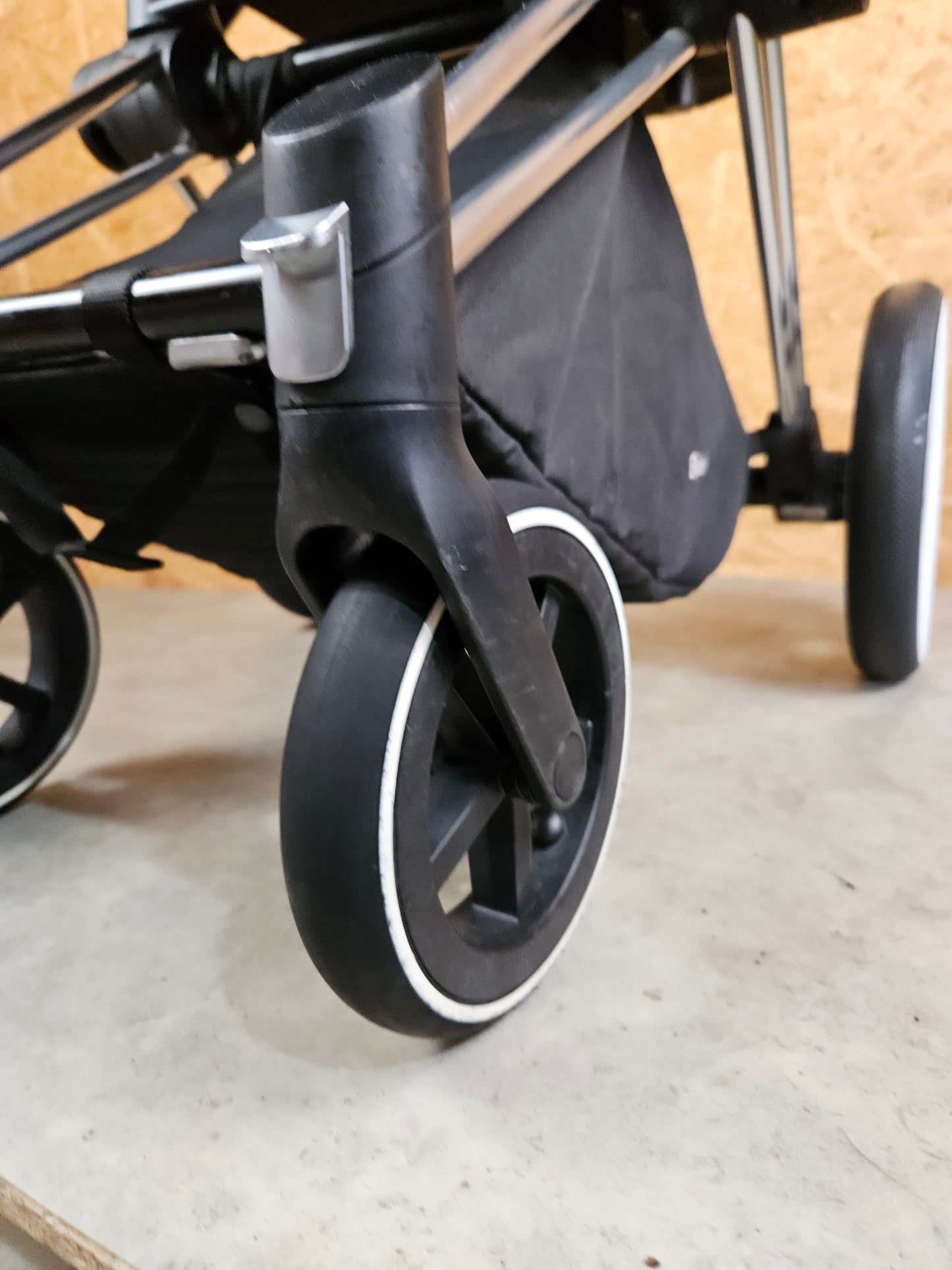 Cybex - Priam Platinum Kombikinderwagen (Sportsitz und Babywanne) - Beige in gutem Zustand