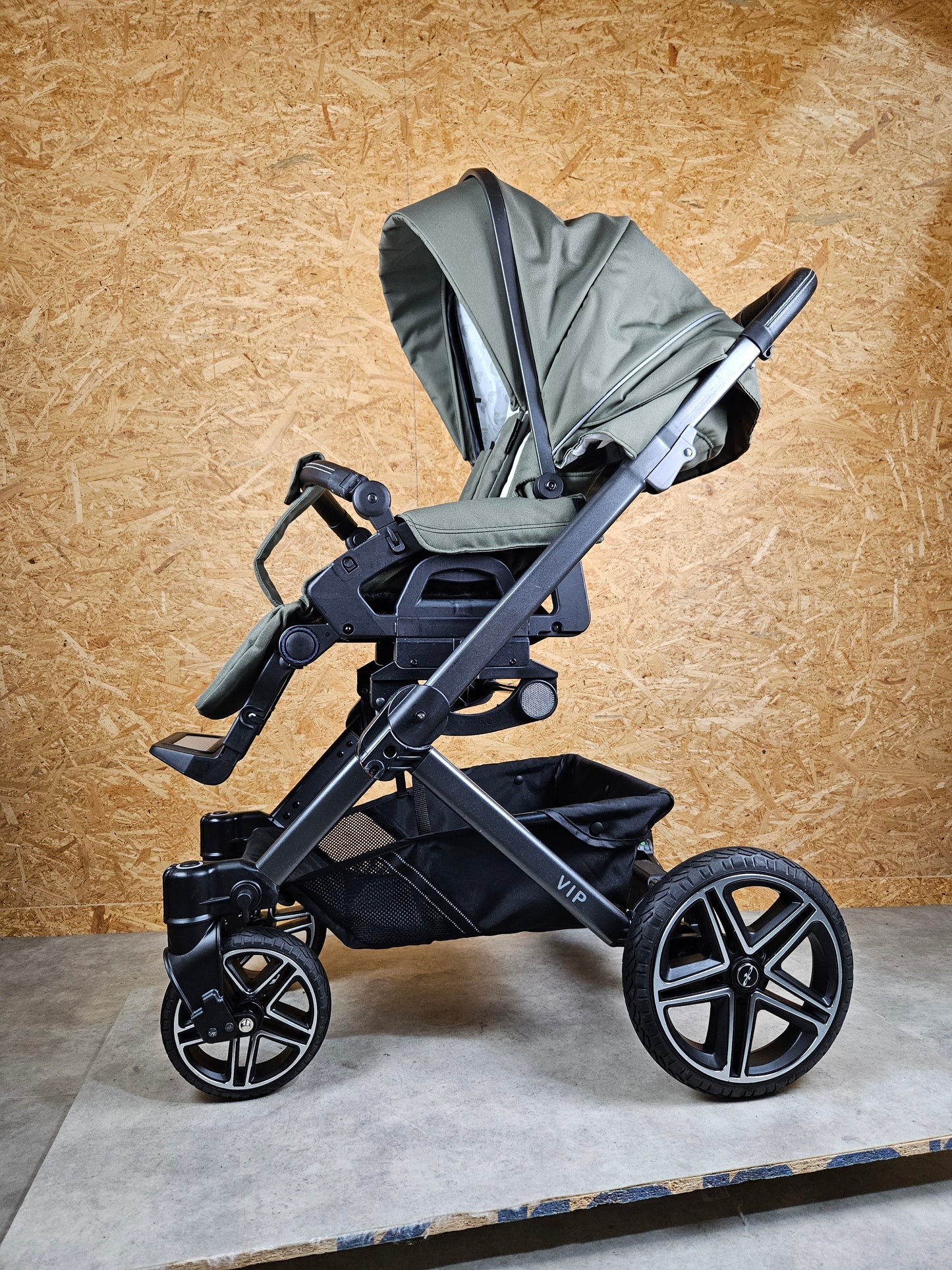 Hartan - VIP GTS Kombikinderwagen (Babywanne und Sportsitz) - Grün 757 in sehr gutem Zustand