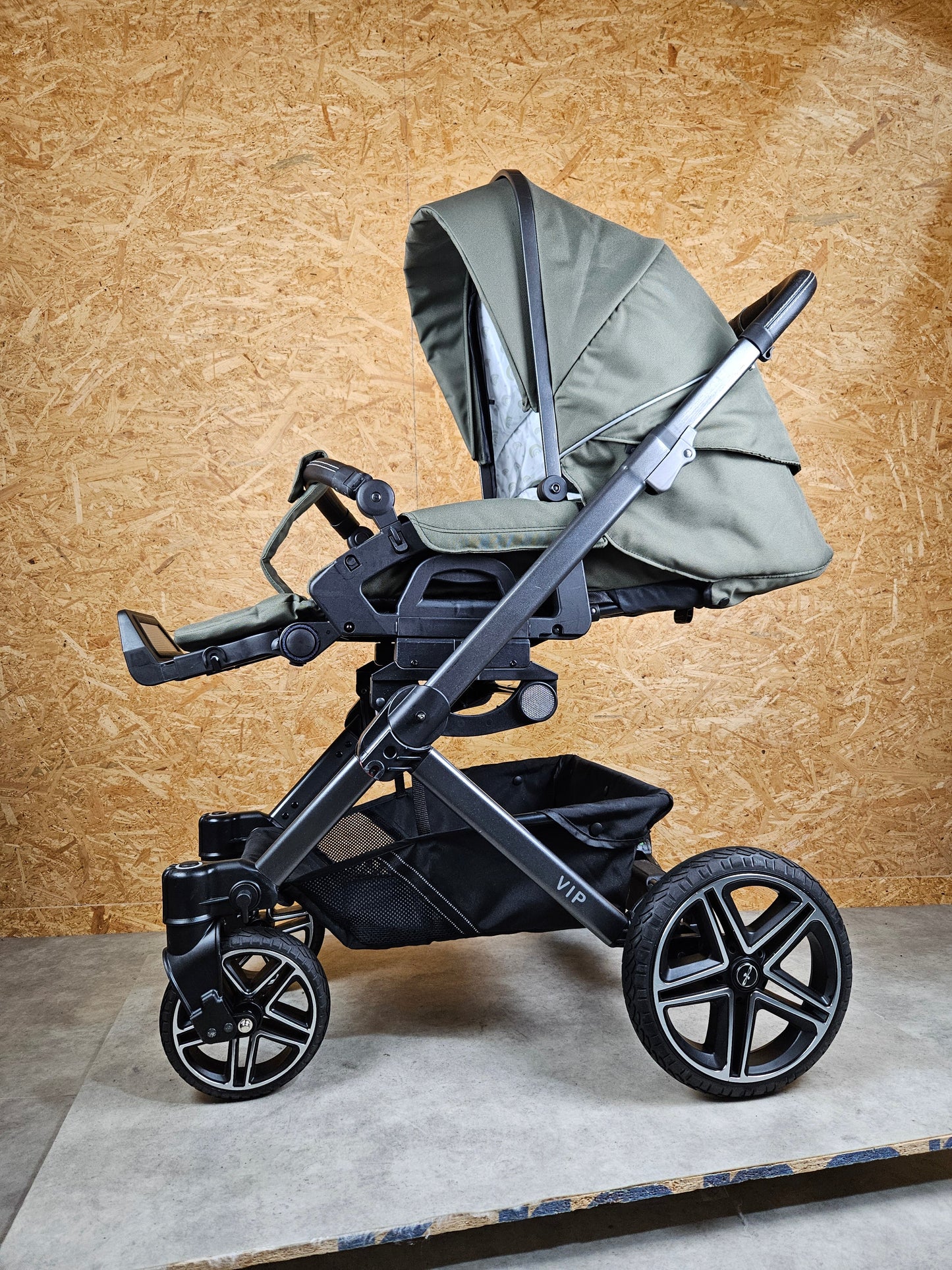 Hartan - VIP GTS Kombikinderwagen (Babywanne und Sportsitz) - Grün 757 in sehr gutem Zustand