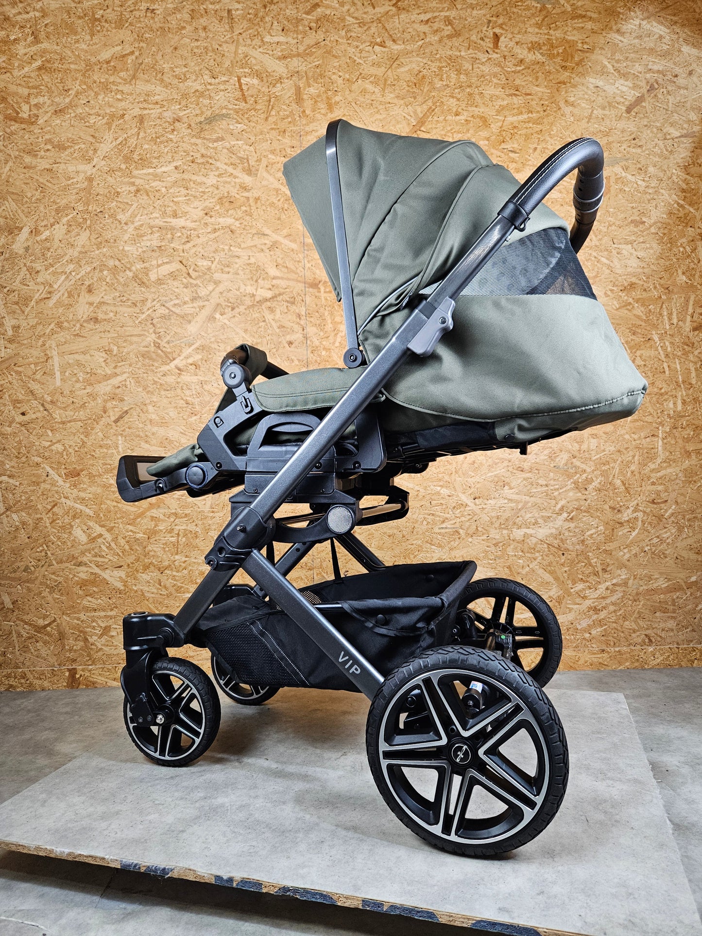 Hartan - VIP GTS Kombikinderwagen (Babywanne und Sportsitz) - Grün 757 in sehr gutem Zustand
