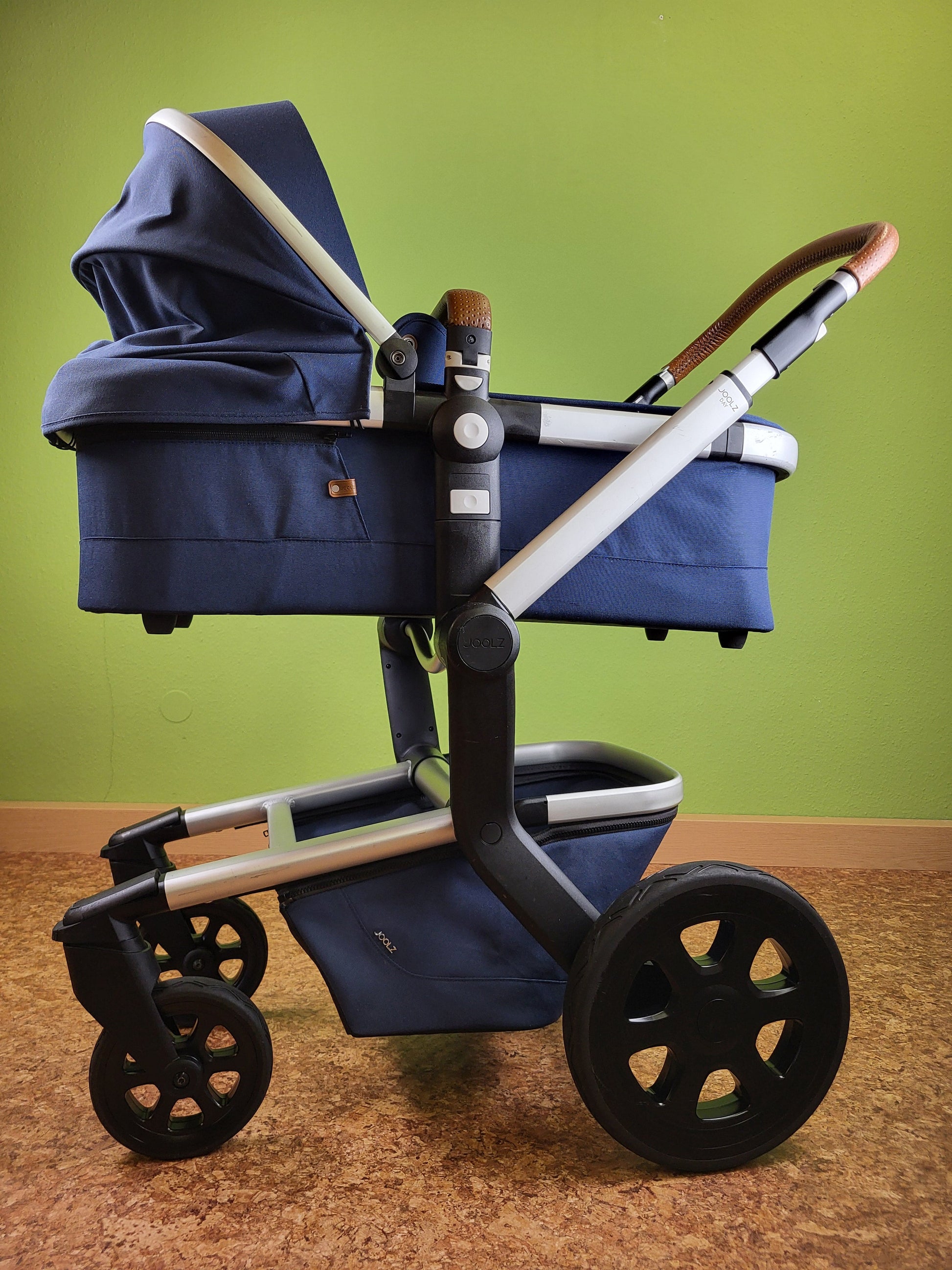 Joolz - Day 3 Earth Parrot Blue Kombikinderwagen Blau / Sehr Gut Kinderwagen 24