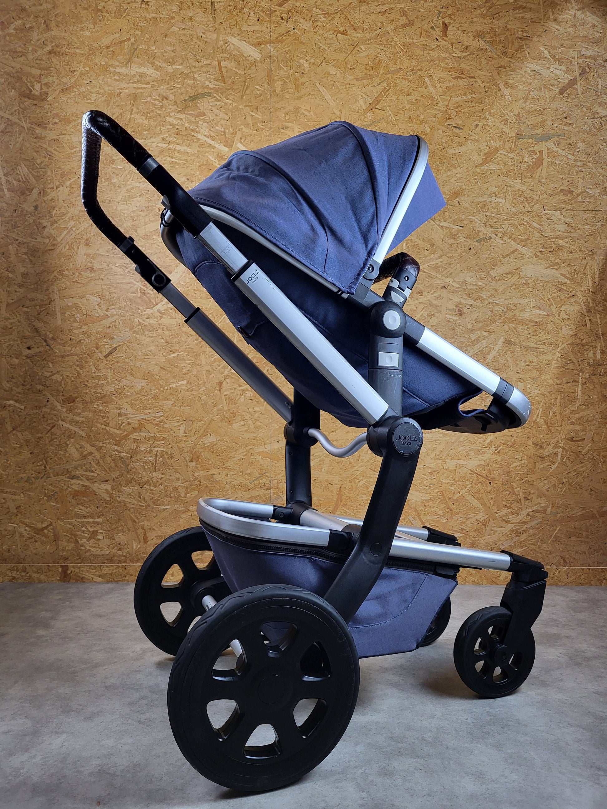 Joolz Day 3 - Kombikinderwagen (liegewanne und Sportsitz)- Dunkel Blau - Gutem Zustand / Gut Kinderwagen 8