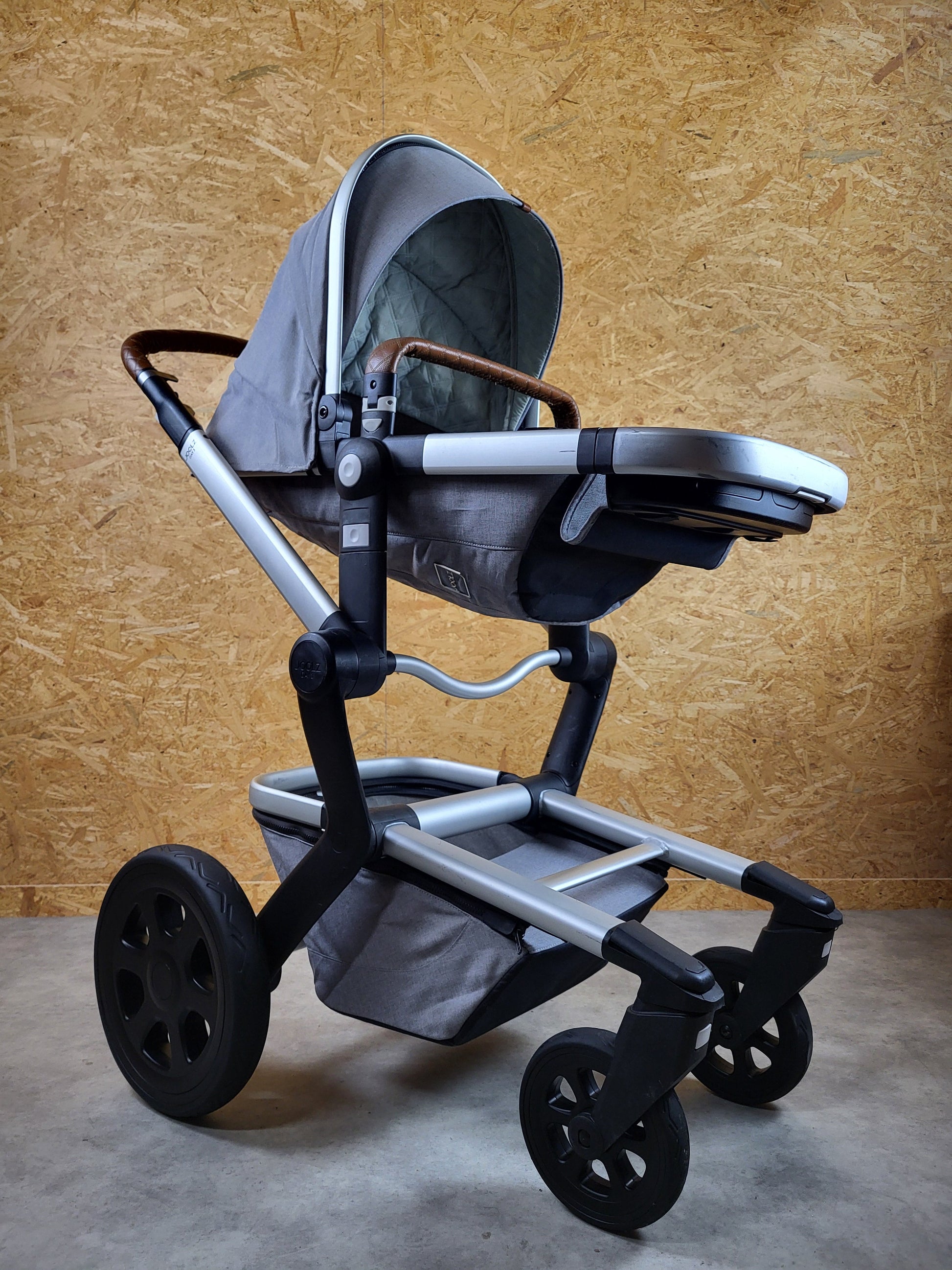 Joolz Day 3 Kombikinderwagen (liegewanne und Sportsitz) - Grey Braun in Gutem Zustand Grau / Gut Kinderwagen 6