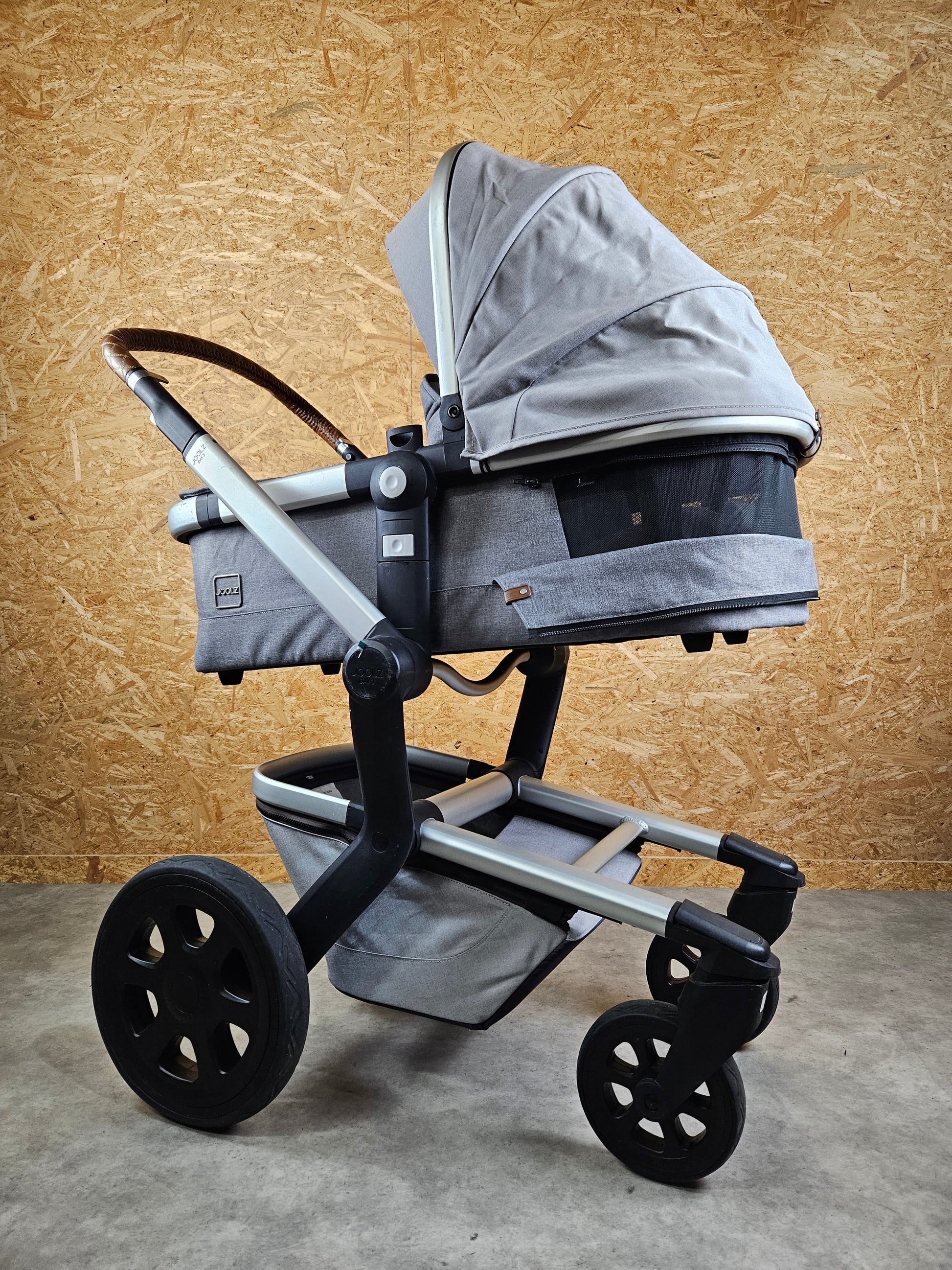 Joolz Day 3 Kombikinderwagen (liegewanne und Sportsitz) - Grey Braun in Gutem Zustand Grau / Gut Kinderwagen 7