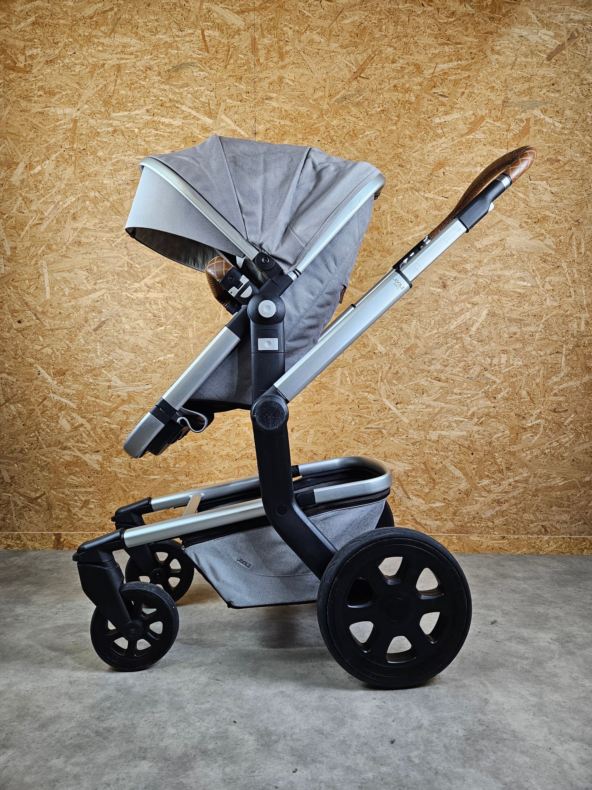 Joolz Day 3 Kombikinderwagen (liegewanne und Sportsitz) - Grey Braun in Gutem Zustand Grau / Gut Kinderwagen 6